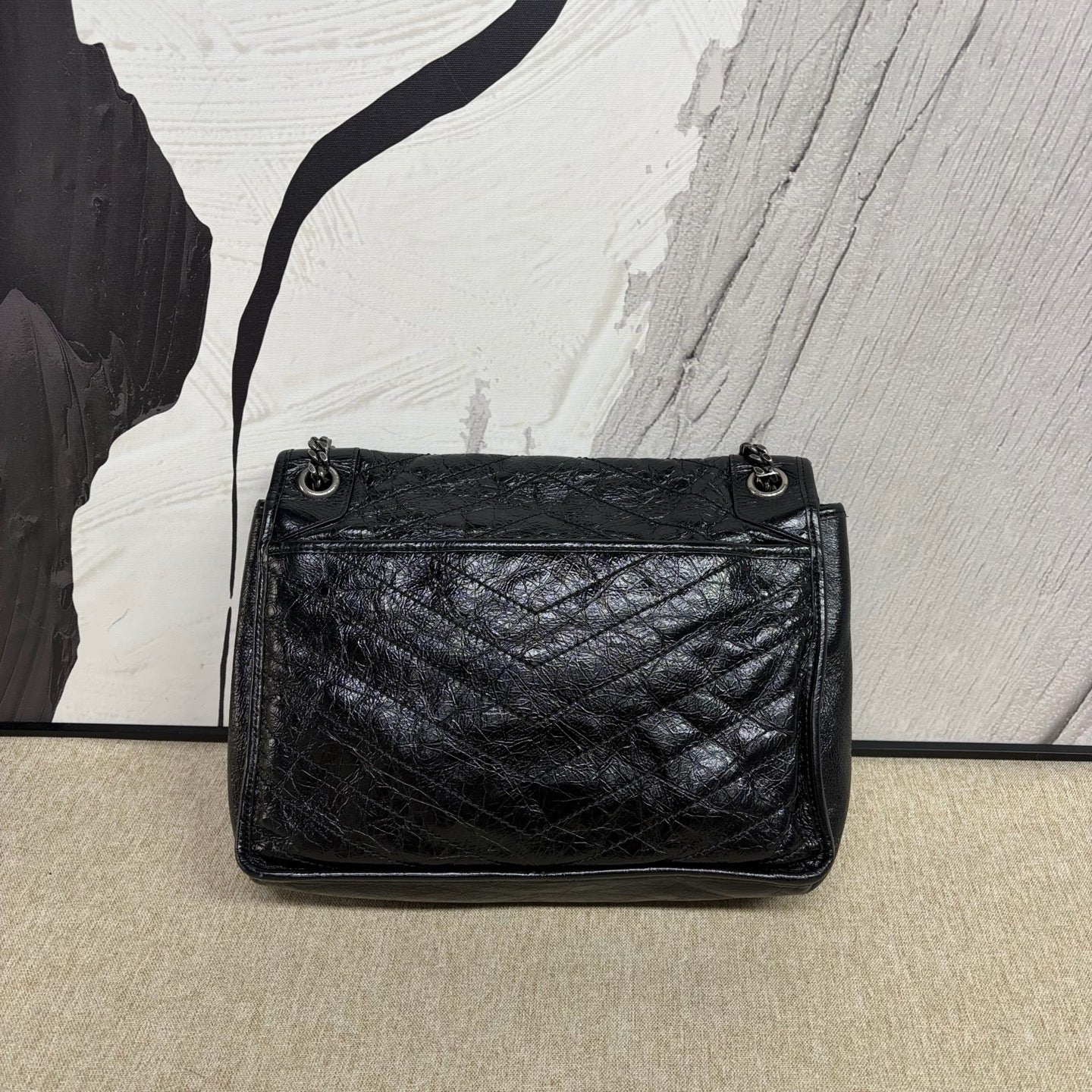 Saint Laurent - Niki Large - Oiled waxed calfskin leather - Black with Ruthenium-Tone Hardware - (Large)
