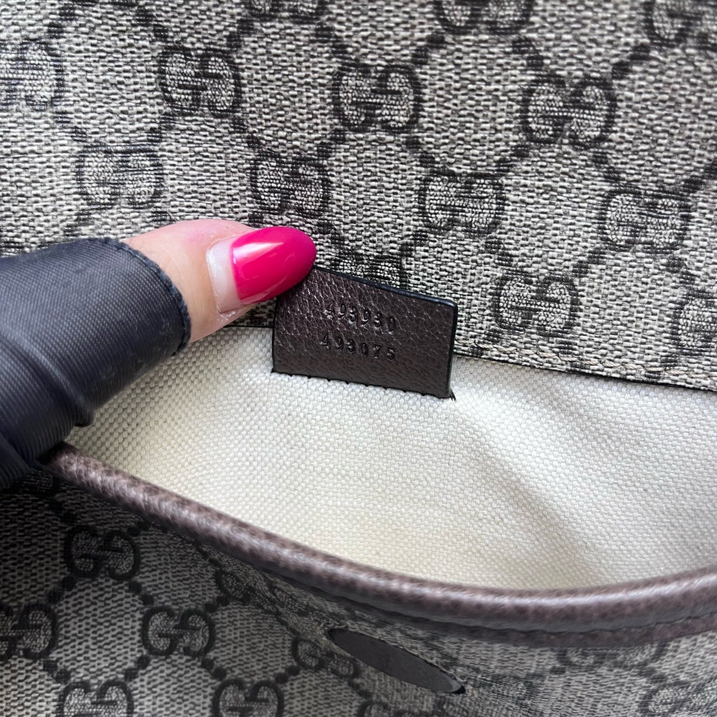 Gucci - Neo Vintage GG Supreme Belt Bag with Feline Head - GG Supreme coated canvas with leather trim - Beige - (small)