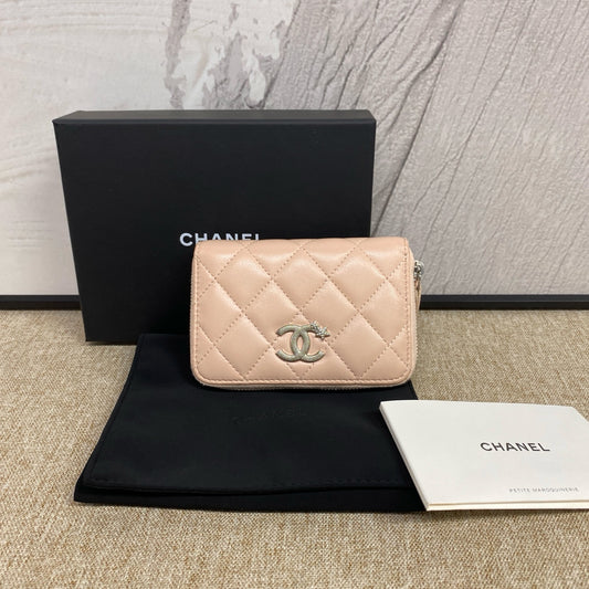 Chanel - Double C Star Zip Wallet Card Holder - Lambskin leather - Pink - (Small)