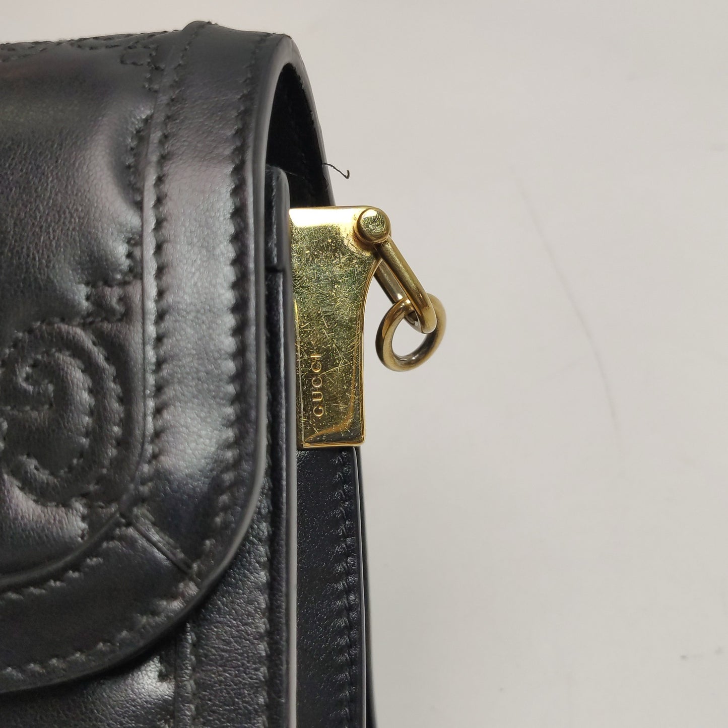 Gucci - GG Matelassé Small Shoulder Bag - Leather - Black - (Small)