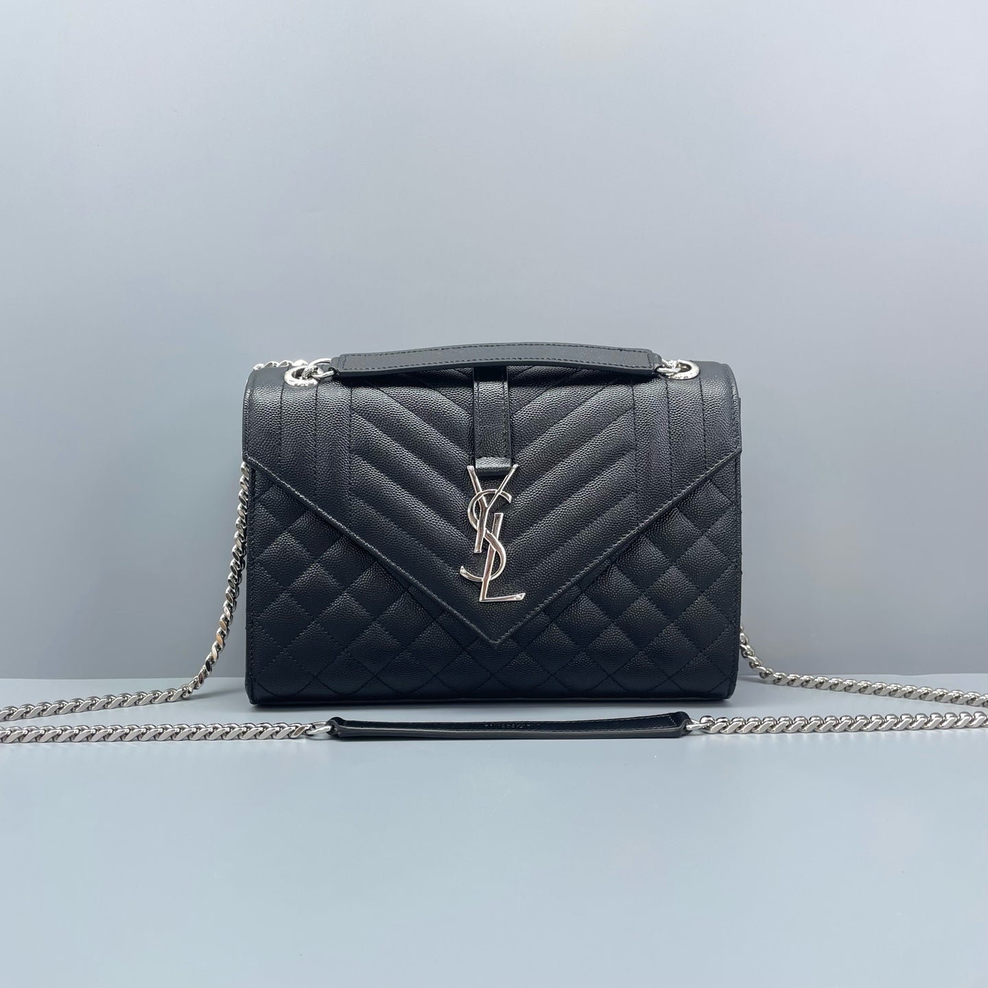 Saint Laurent - Envelope Bag Medium - Grained de Poudre Embossed Leather - Black - (medium)