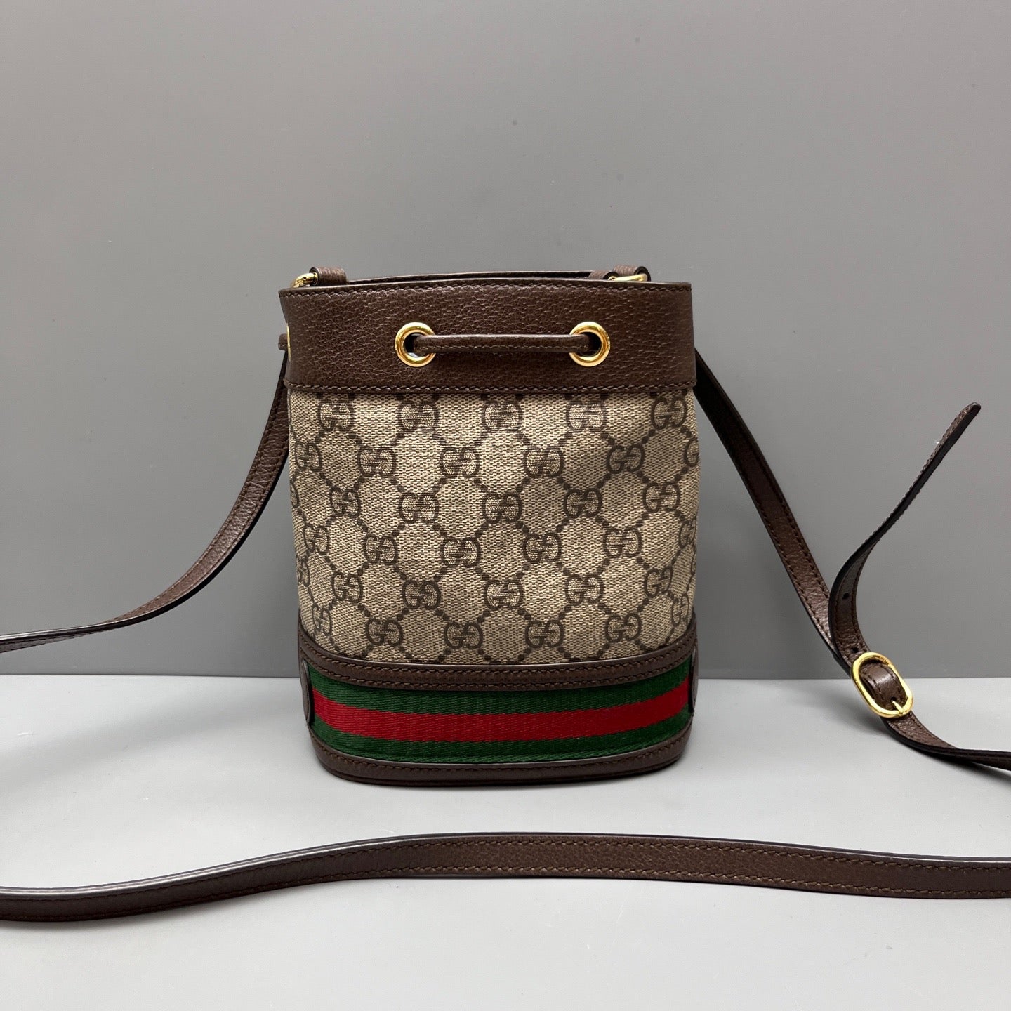 Gucci - Ophidia Mini Bucket Bag - GG Supreme canvas with leather trim - Brown - (mini)