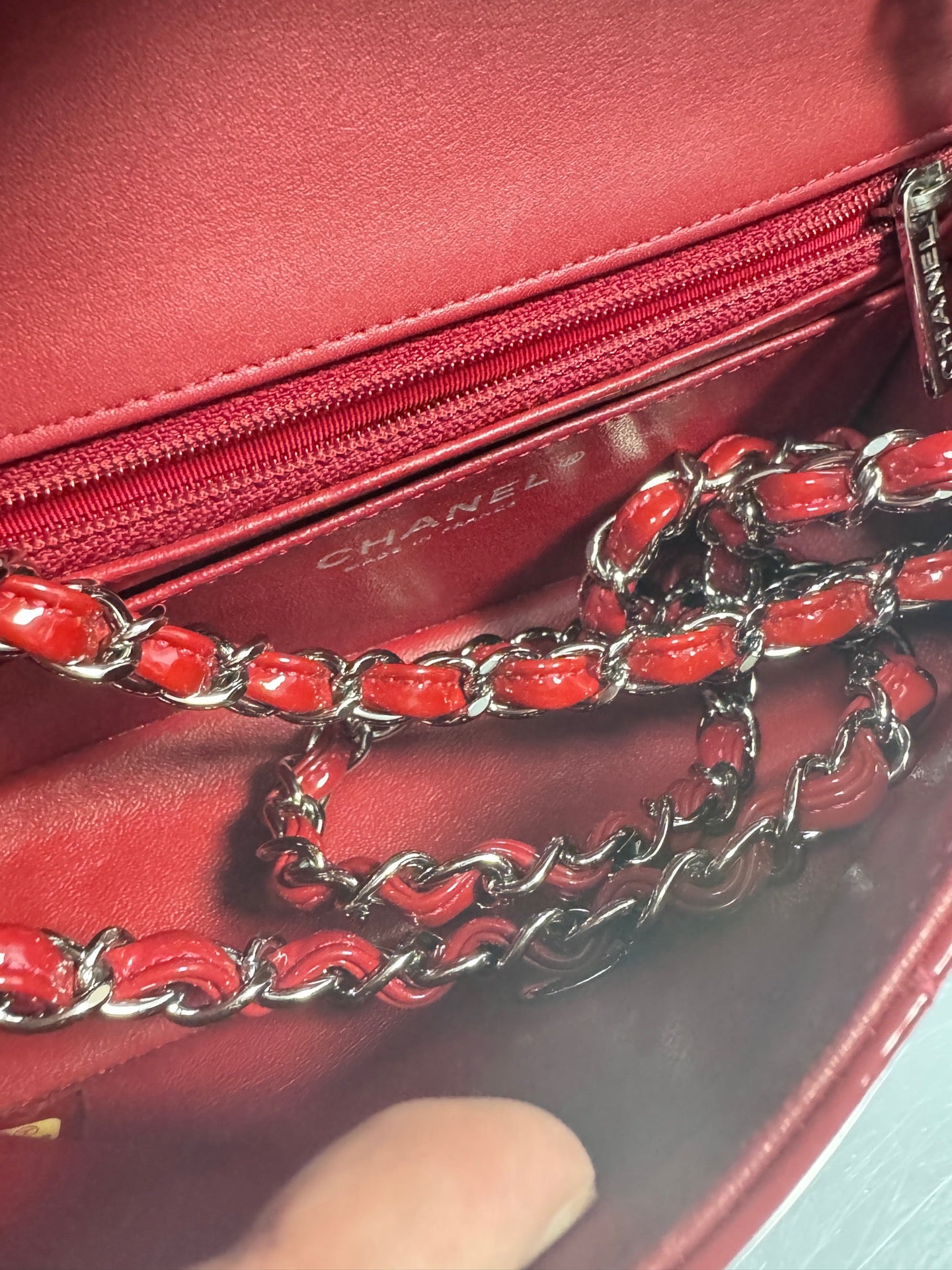 Chanel - Classic Flap Mini (Rectangular) - Patent leather - Red - (mini)