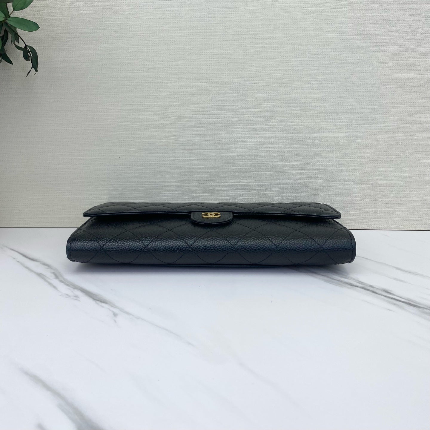 Chanel - Classic Flap Three-in-One Clutch Wallet - Caviar leather - Black with Gold-Tone Hardware - (small)