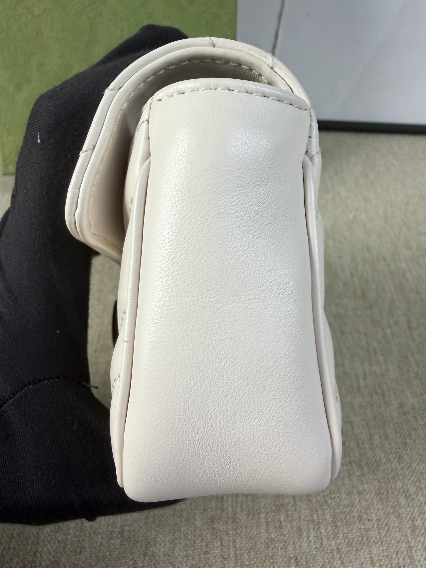Gucci - Marmont Mini Chain Bag - Leather - White with Gold-Tone Hardware - (mini)