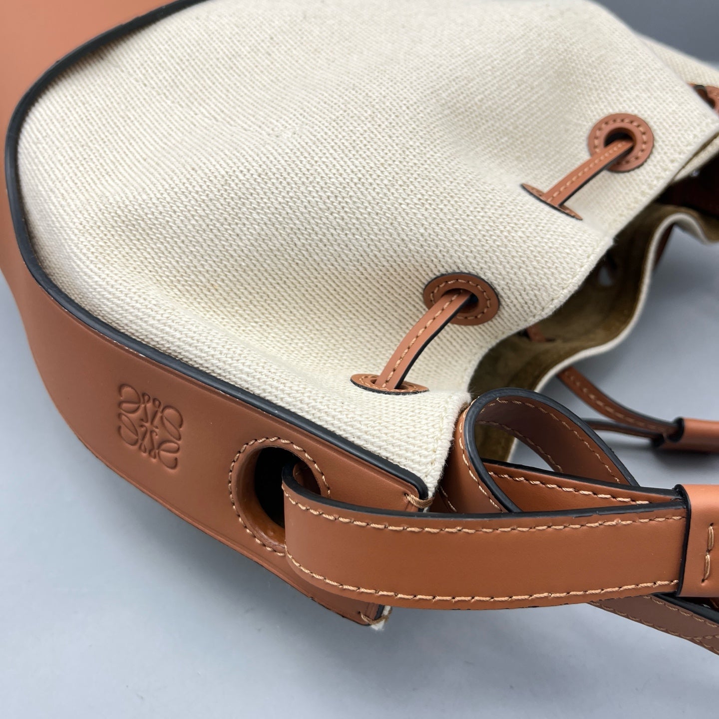 Loewe - Bucket Bag - Canvas and Leather - Caramel and Cream - (Medium)