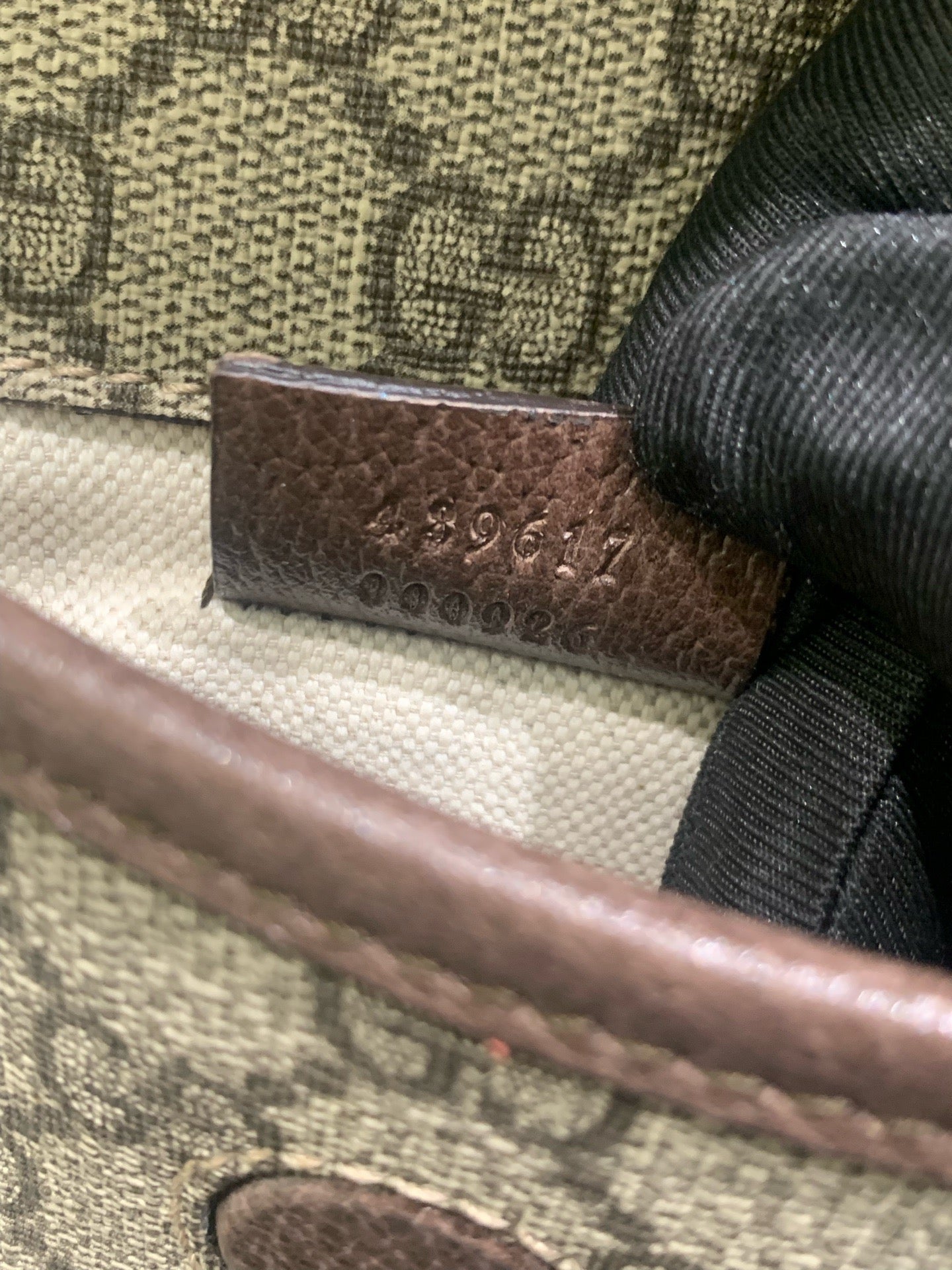 Gucci - Neo Vintage Messenger Bag - GG Supreme canvas with leather trim - Ebony brown - (small)