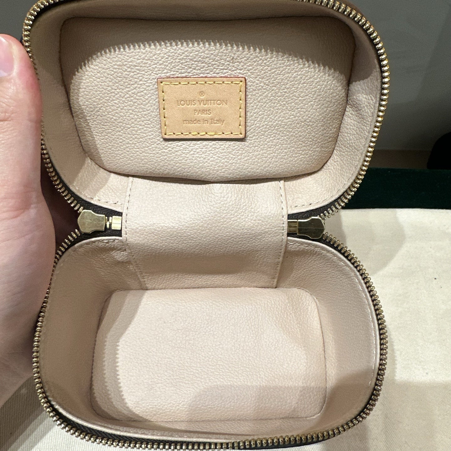 Louis Vuitton - Nice Nano - Monogram coated canvas with Vachetta leather trim and gold-tone hardware - Brown - (mini)