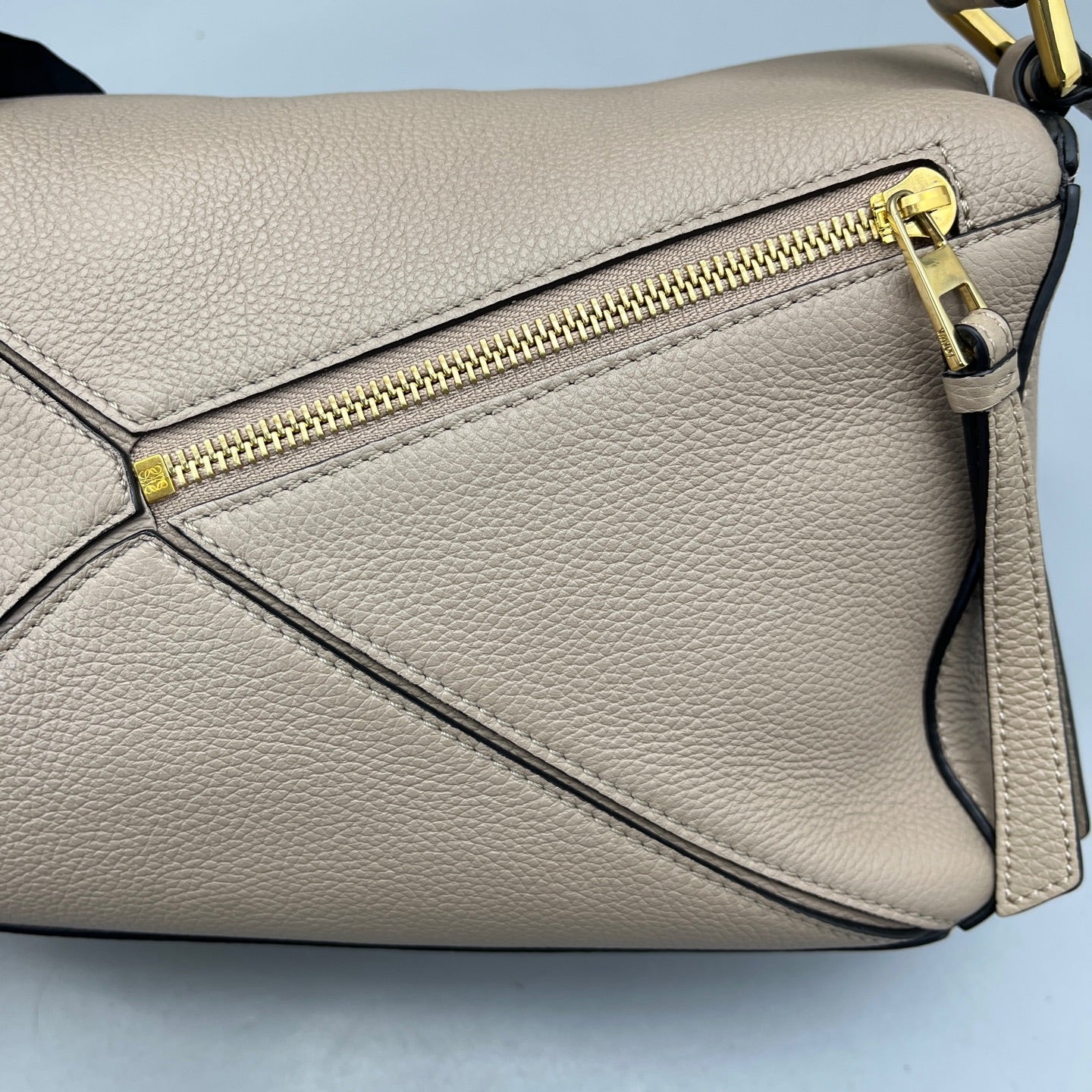 LOEWE - Puzzle Bag Small - Grained calfskin leather - Beige - (Small)