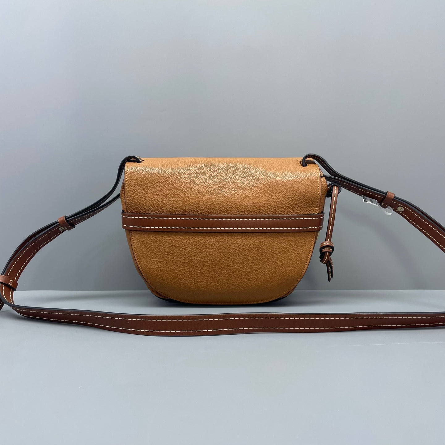 Loewe - Gate Small Saddle Bag - Grained calfskin leather - Caramel with contrasting brown accents - (Small)