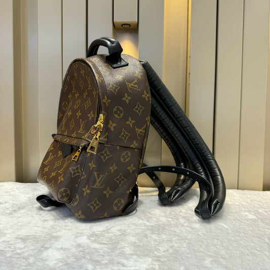 Louis Vuitton - Palm Springs Mini Backpack - Monogram coated canvas with black cowhide leather trim and padded straps - Brown - (Mini)