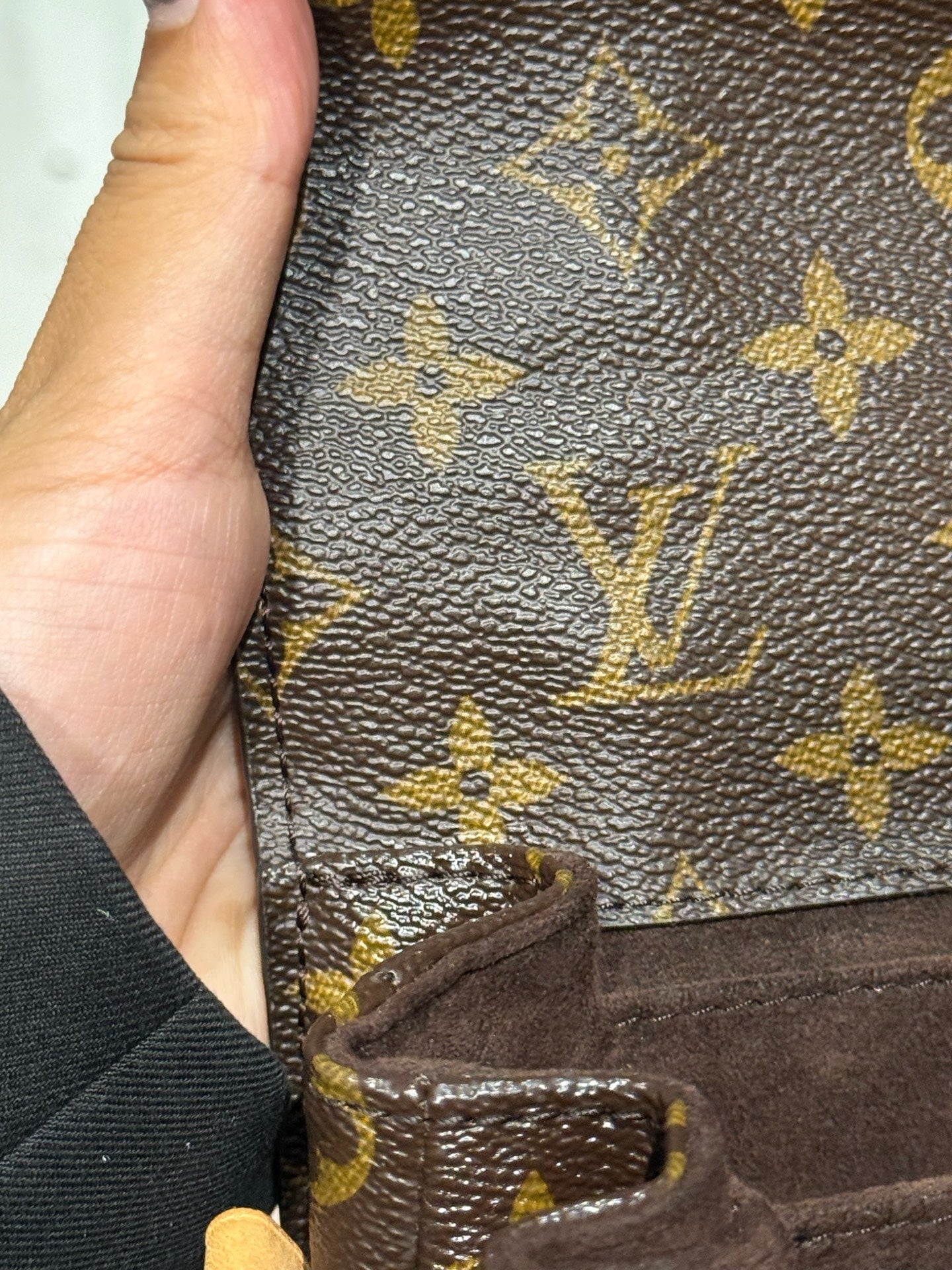 Louis Vuitton - Pochette Metis - Monogram canvas with natural cowhide leather trim - Brown - (medium)