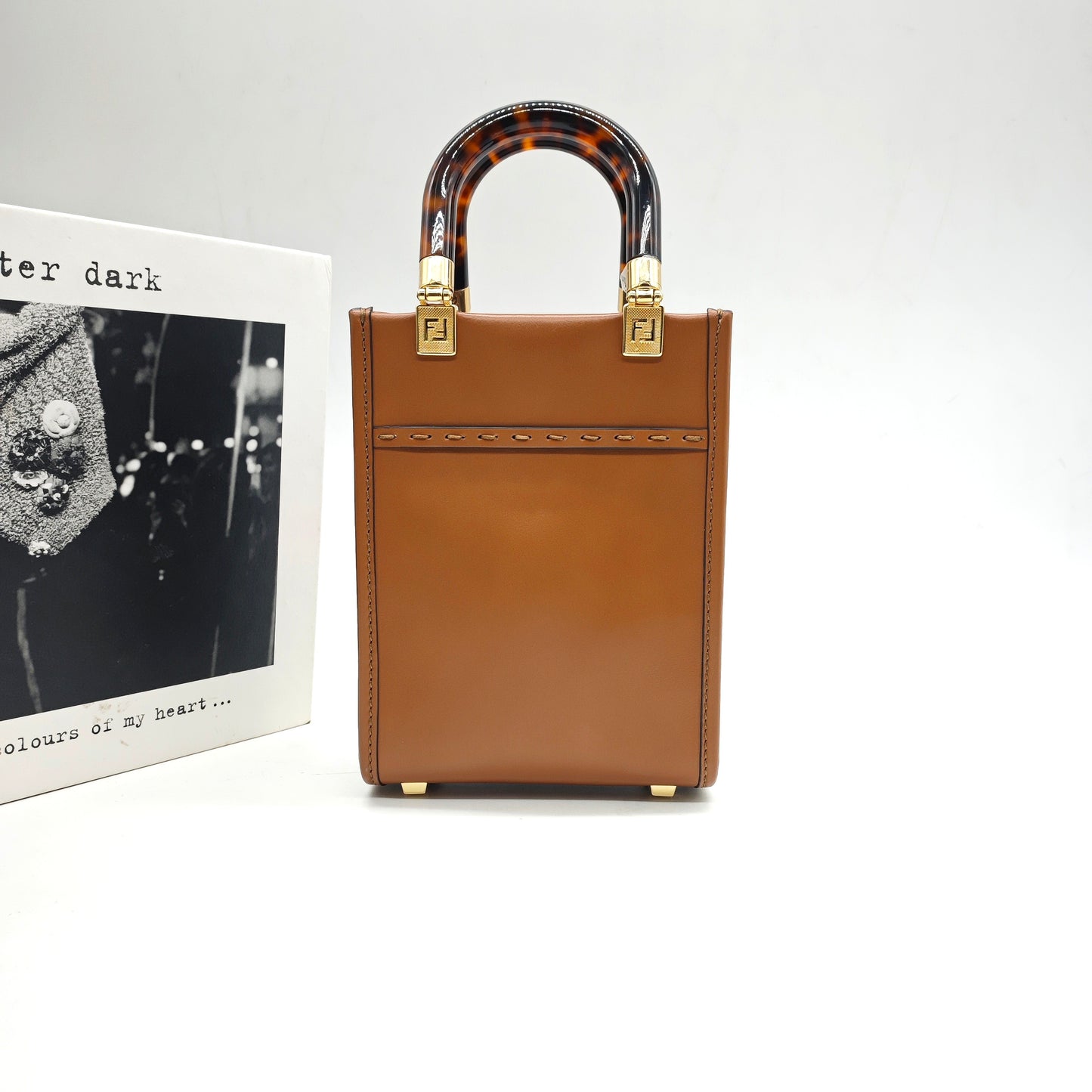 Fendi - Mini Shopper - Calfskin leather with plexiglass handles - Caramel brown - (mini)