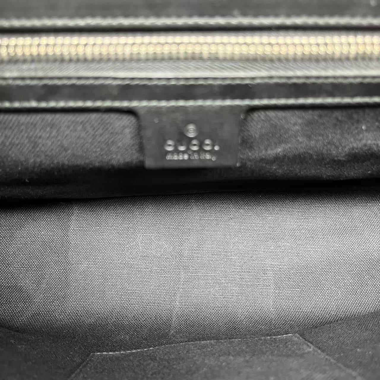 Gucci - GG Supreme Messenger Bag - GG Supreme canvas with leather trim - Black - (medium)
