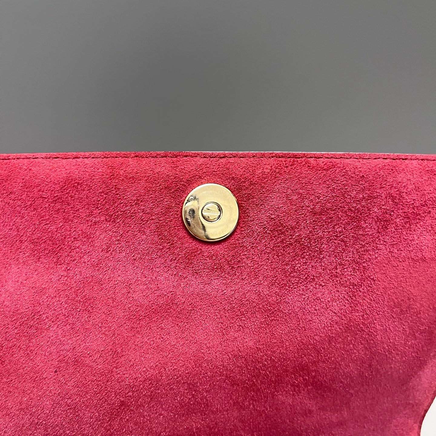 Dior - Shield WOC Chain Crossbody Bag - Grained leather - Red - (mini)