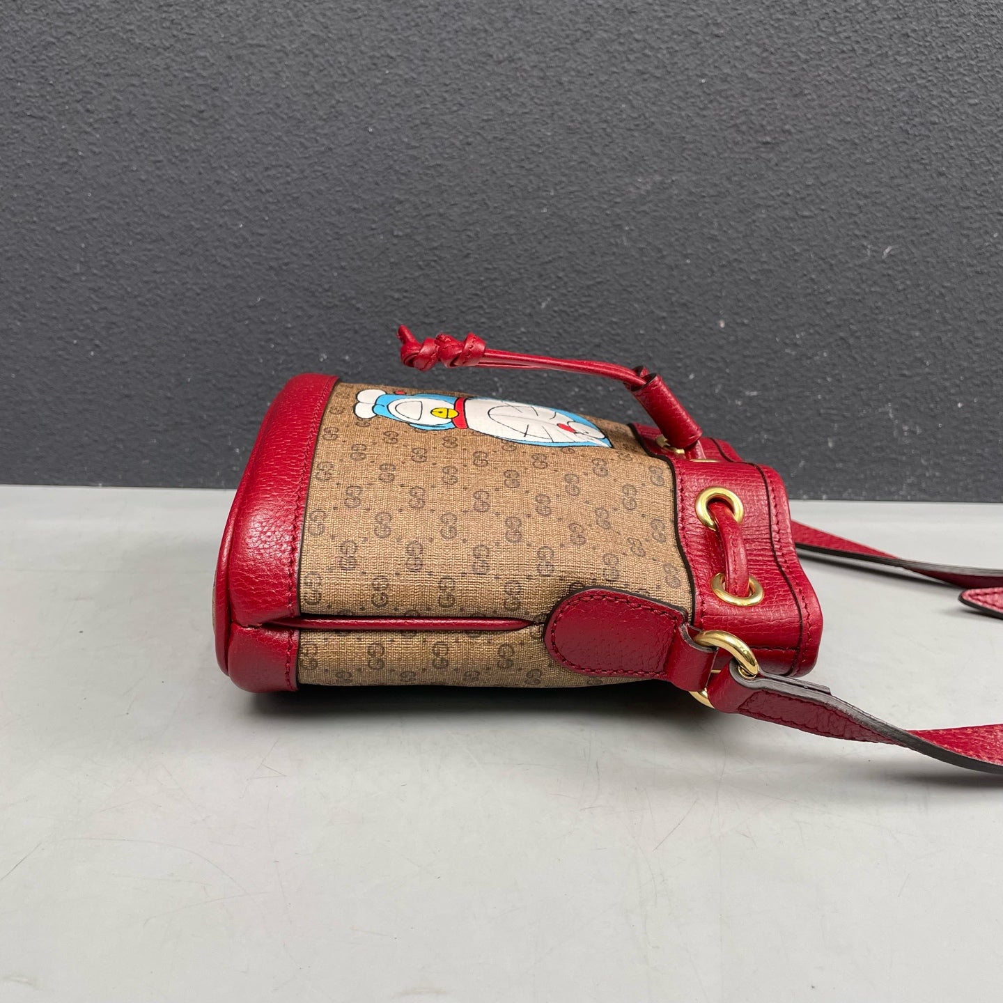 Gucci - Doraemon Collaboration Mini Bucket Bag - Coated canvas and leather - Brown and Red with Multicolour graphic - (mini)