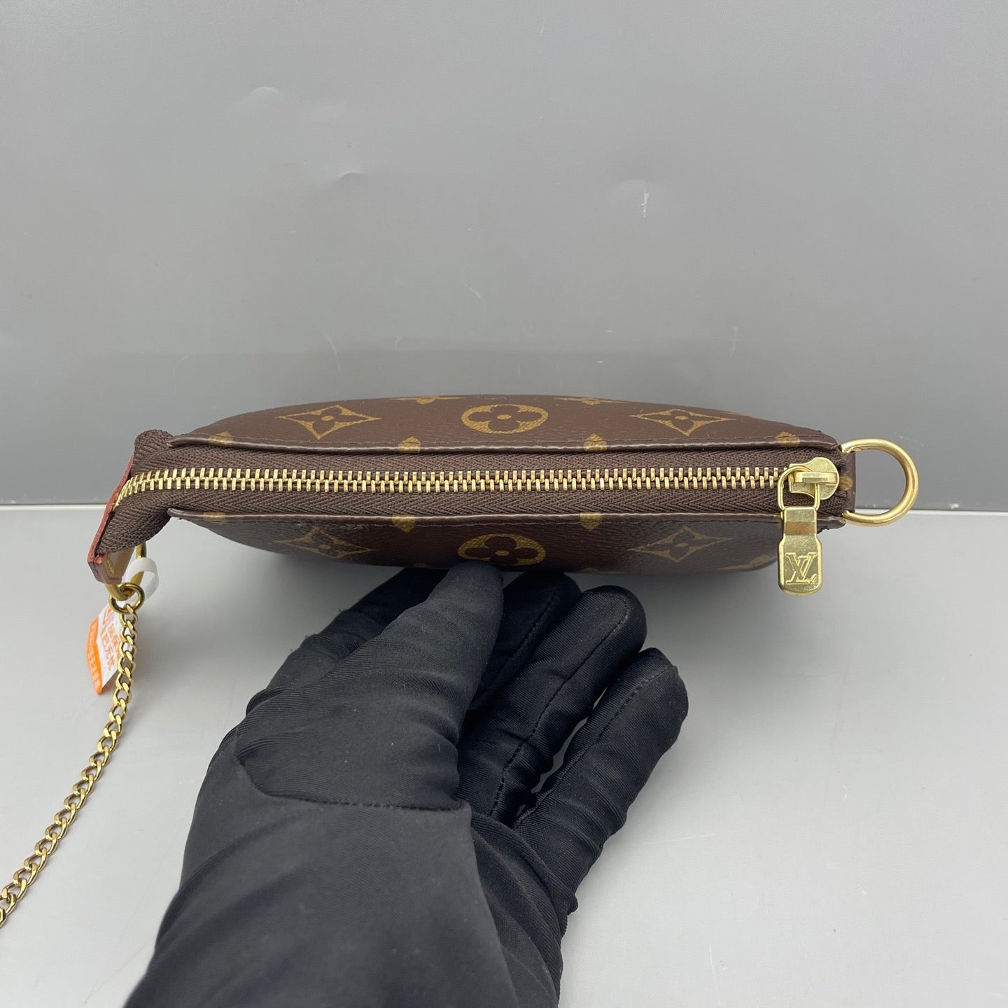 Louis Vuitton - Mini Pochette Accessoires - Monogram coated canvas with Vachetta leather trim - Brown - (mini)
