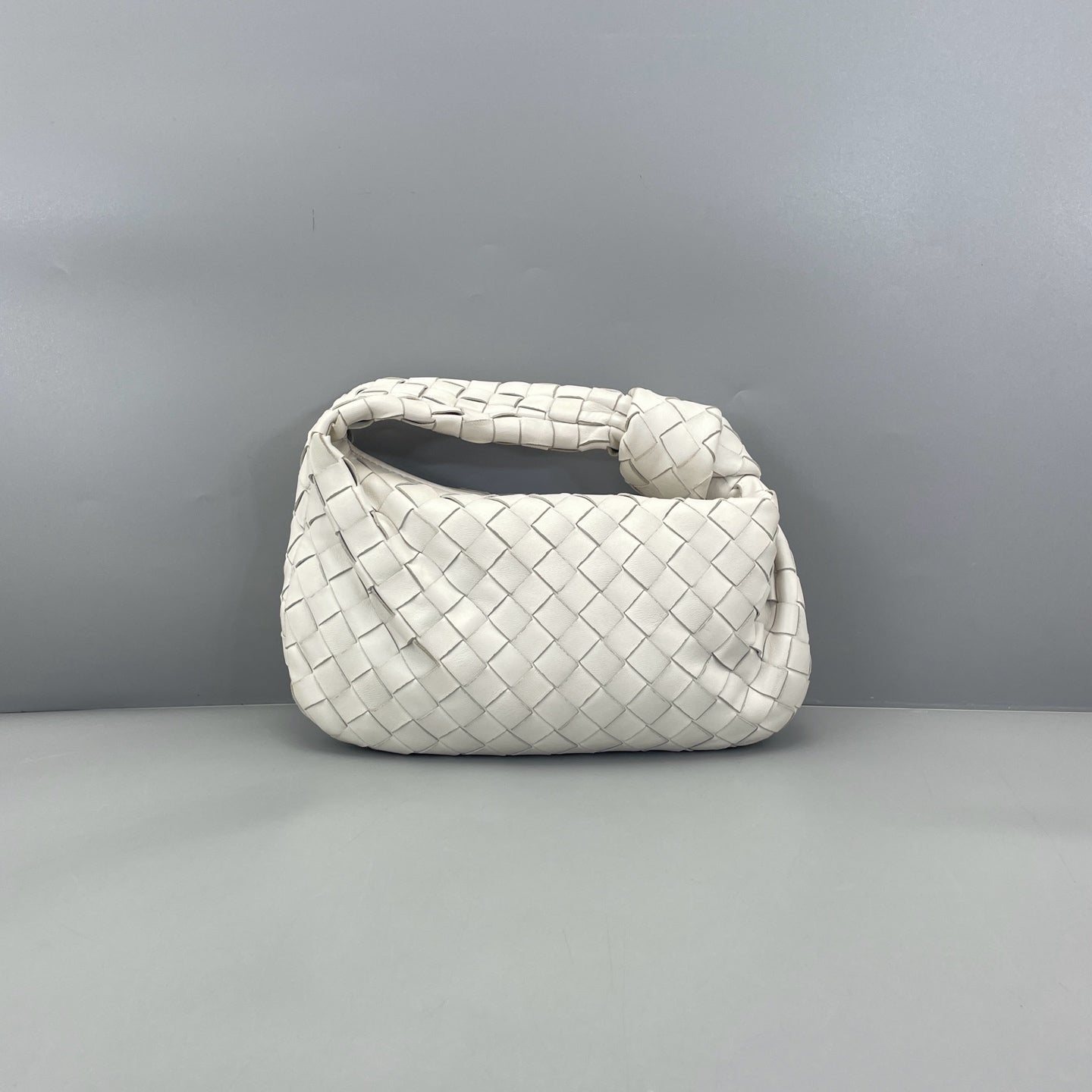 Bottega Veneta - Mini Jodie - Lambskin leather - White - (mini)