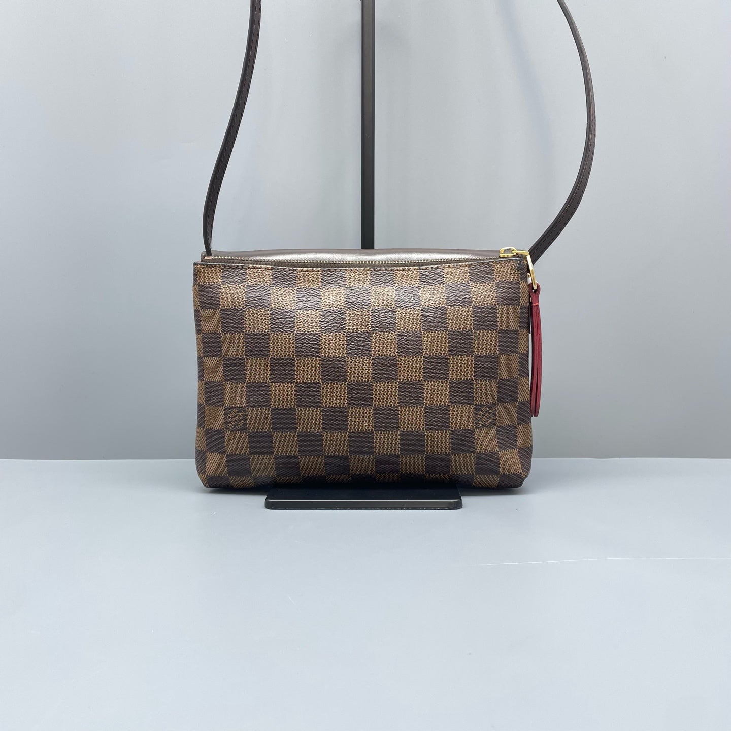 Louis Vuitton - Pochette Twin - Damier Ebene coated canvas with smooth leather trim and microfiber lining - Brown - (small)