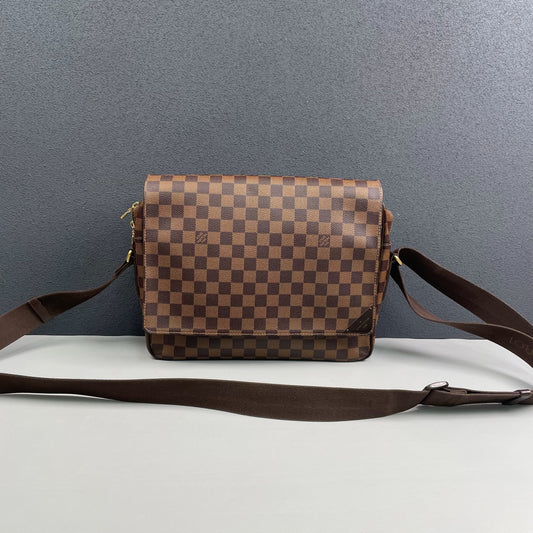 Louis Vuitton - District PM Messenger Bag - Damier Ebene coated canvas with leather trim - Brown - (medium)