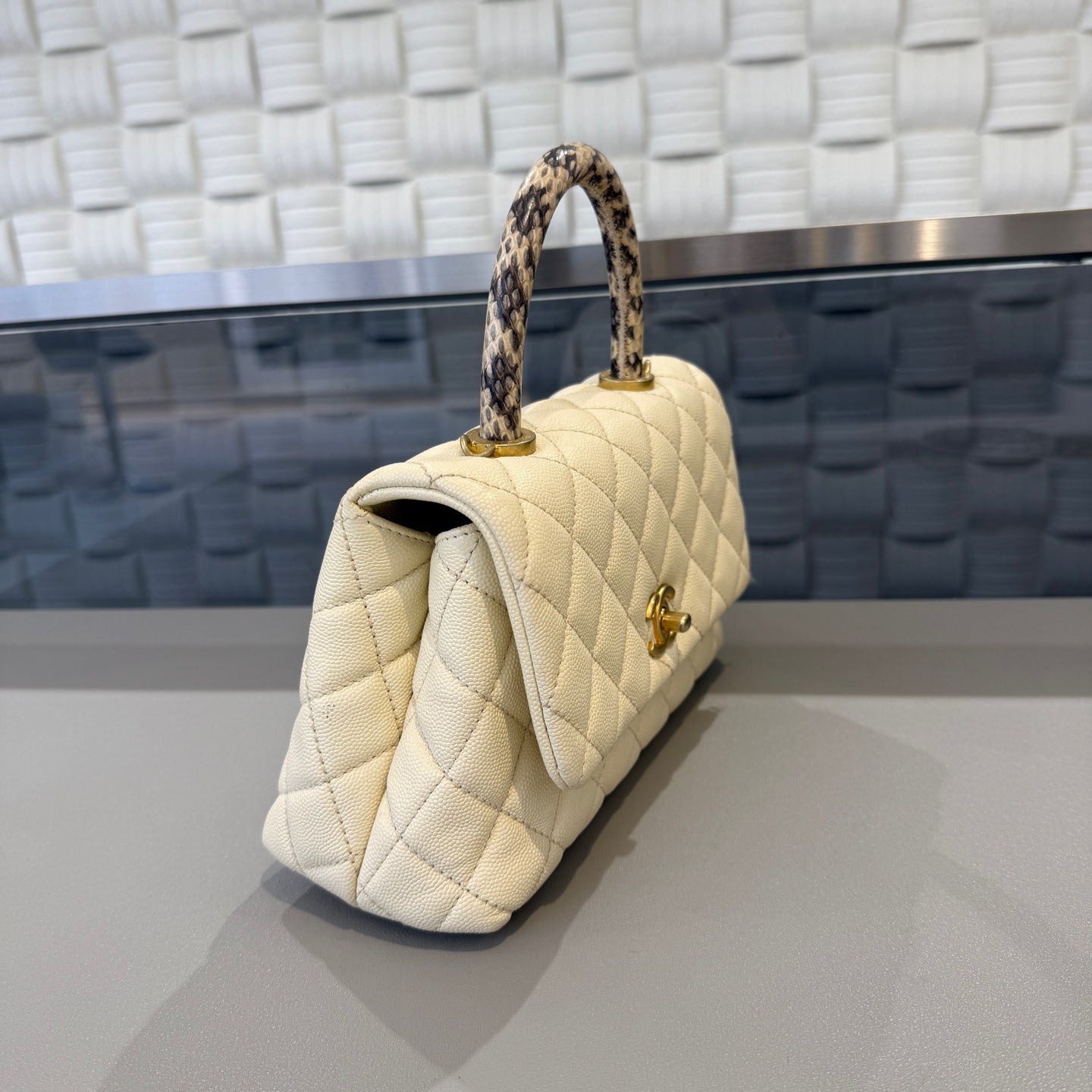 Chanel - Coco Handle - Caviar leather with exotic snakeskin handle - White - (Small)