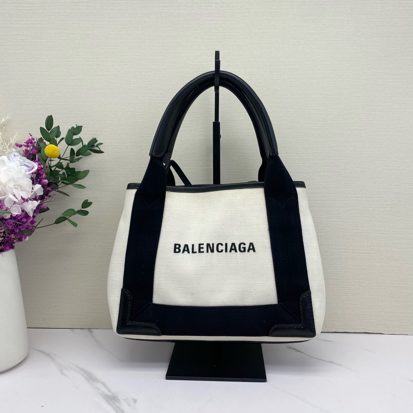 Balenciaga - Navy Cabas XXS - Canvas and Leather - White with Black accents - (small)