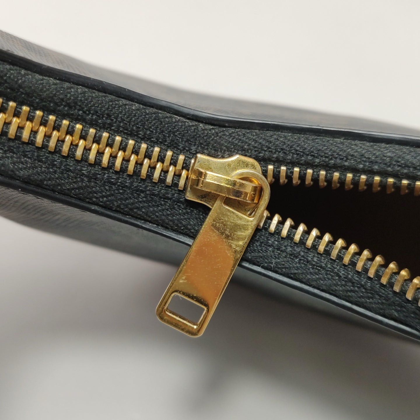 Celine - AVA Triomphe Canvas Handbag - Triomphe Canvas with calfskin leather trim - Brown - (Small)