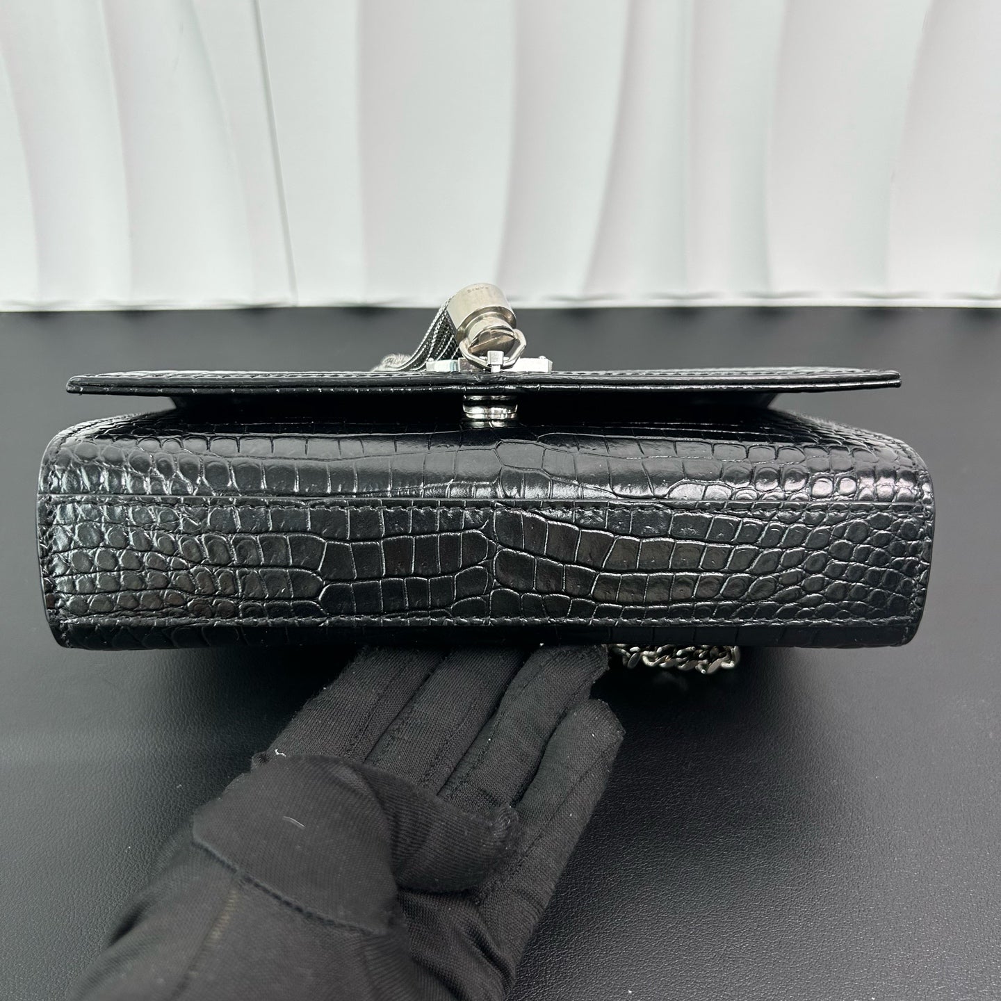 Saint Laurent - MONOGRAM KATE Tassel - Crocodile embossed leather - Black with Silver-Tone Hardware - (mini)