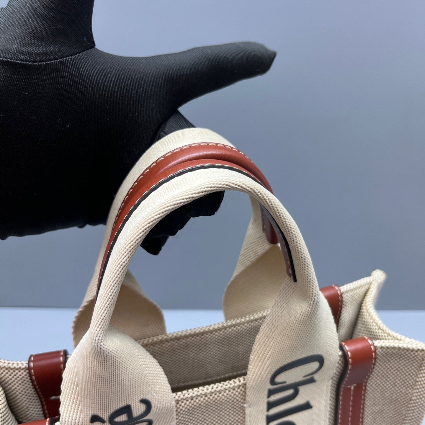 Chloé - Woody Tote Bag - Canvas with Leather trim - Beige - (mini)