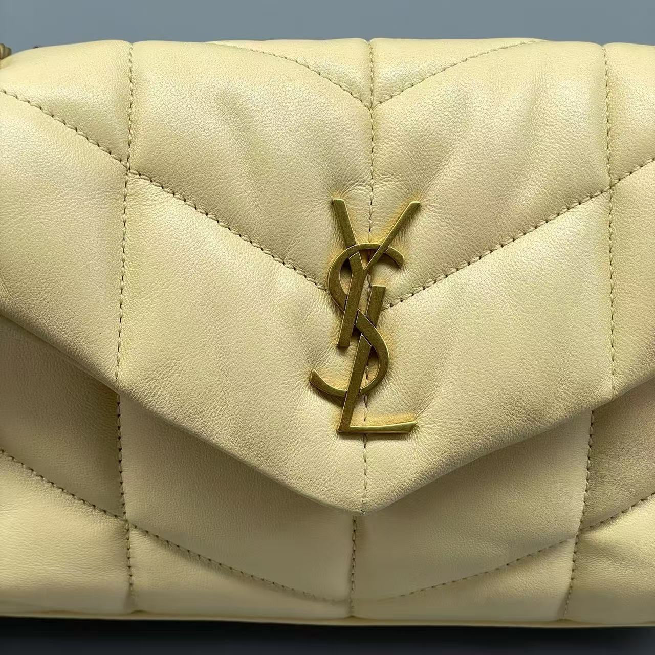 Saint Laurent - Loulou Puffer Mini - Lambskin leather - Beige - (mini)