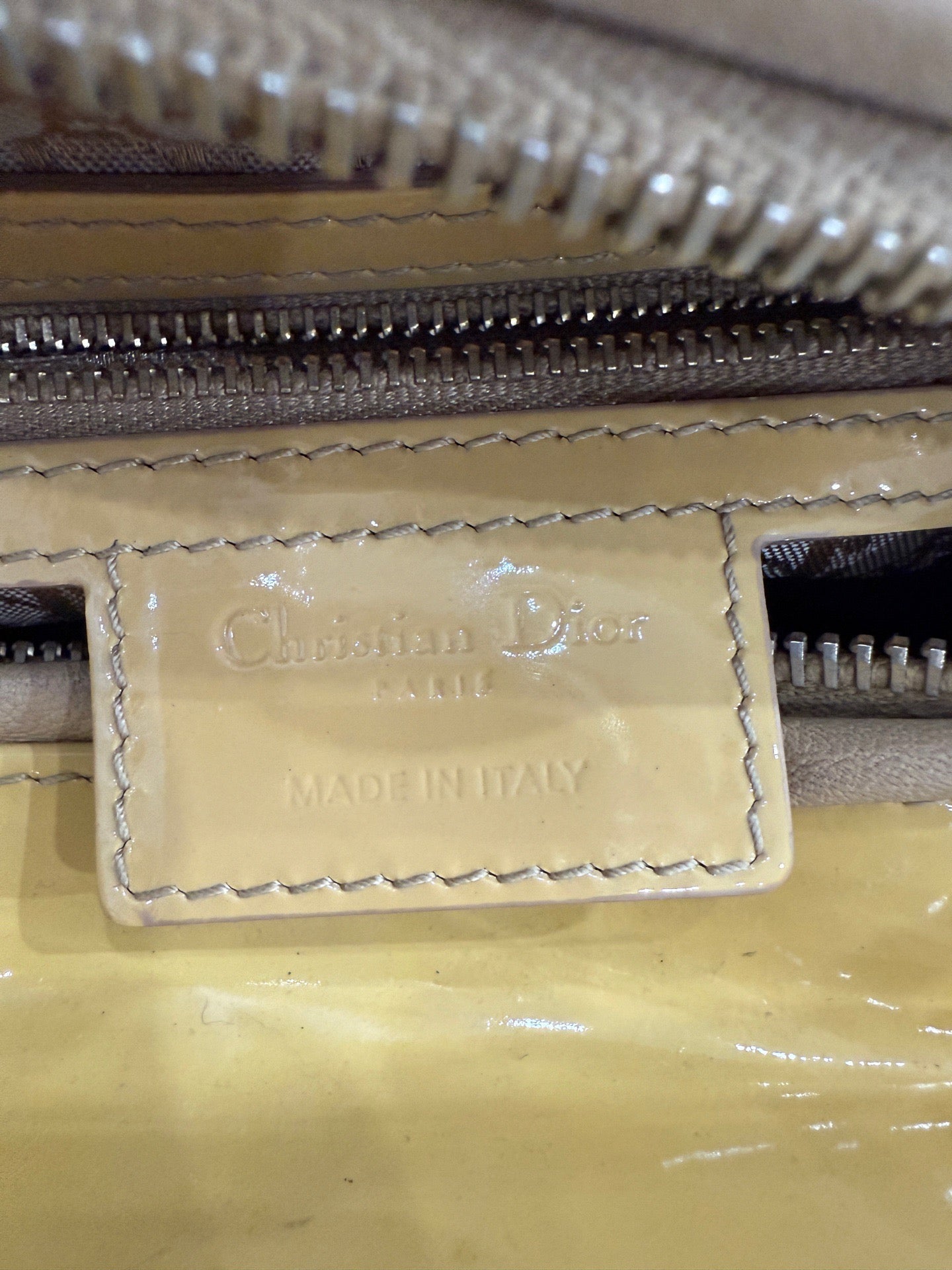 Dior - Lady Dior - Patent leather - Beige - (Medium)