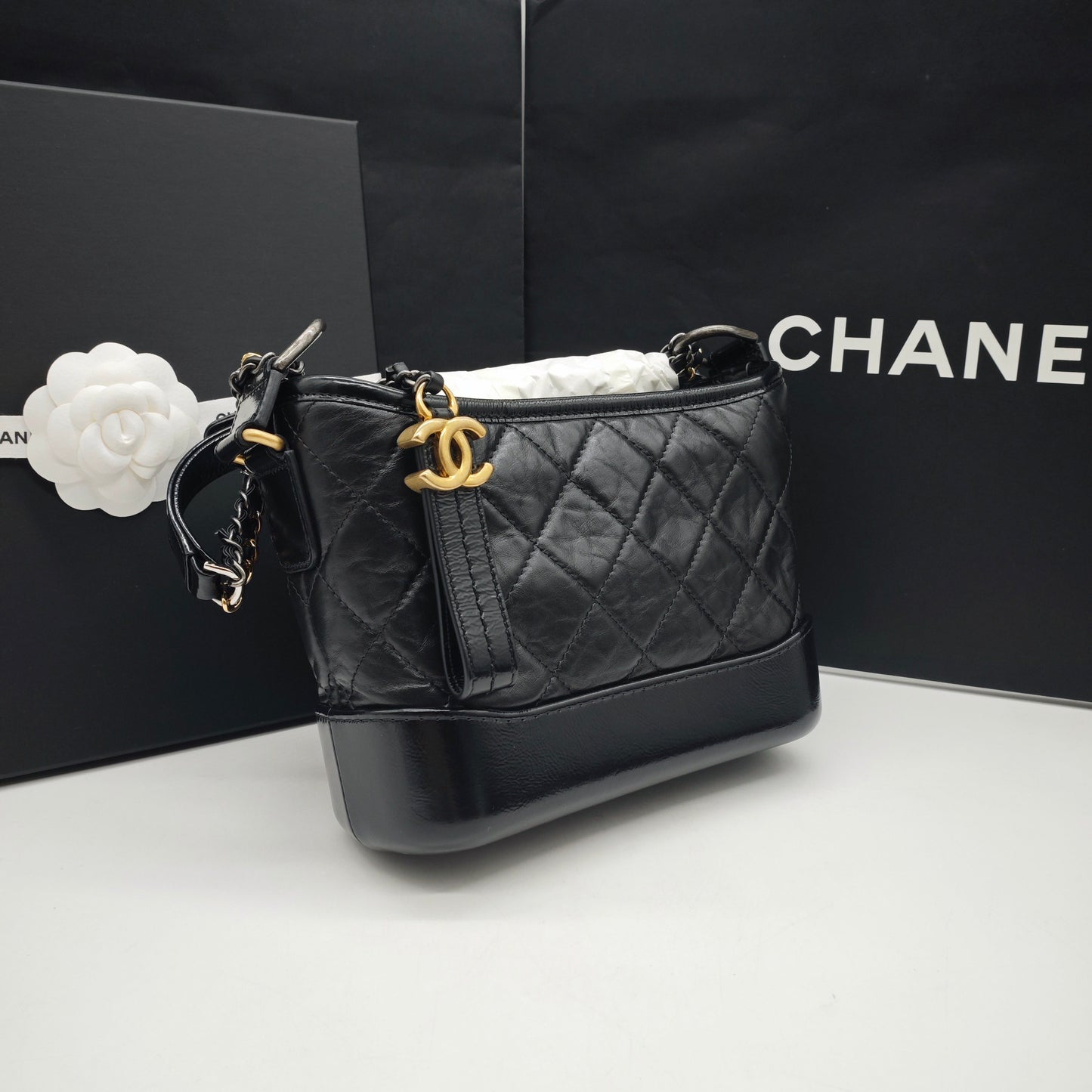 Chanel - Gabrielle Hobo Bag Small - Aged calfskin and smooth calfskin leather - Black - (small)