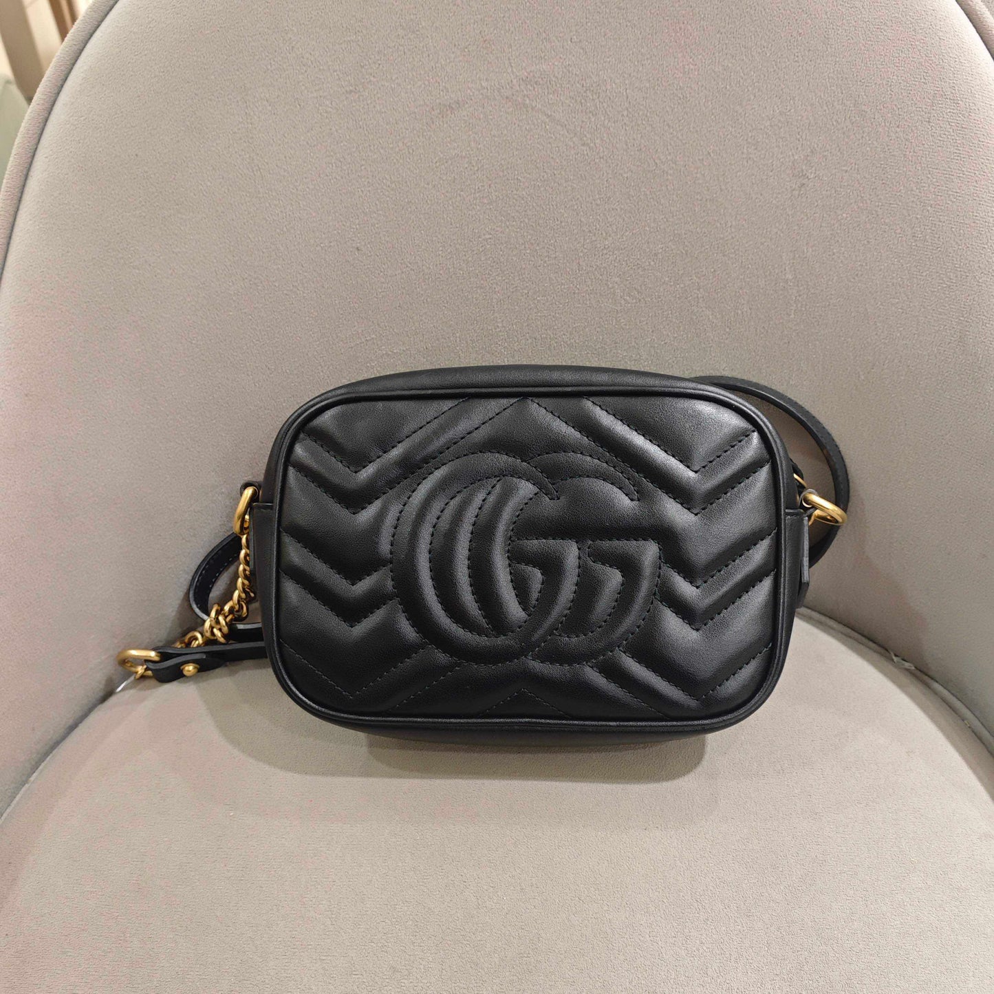 Gucci - Marmont Mini Camera Bag - Matelassé leather - Black - (mini)