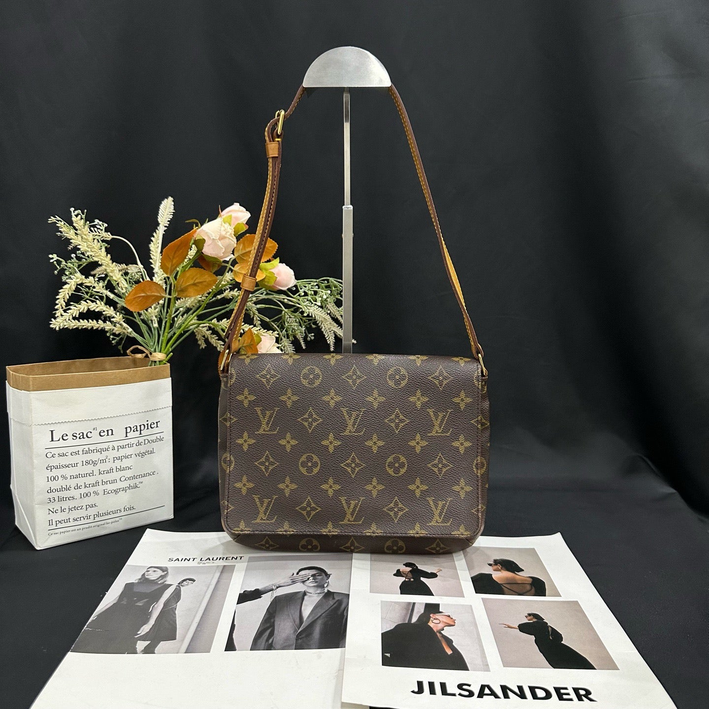 Louis Vuitton - Recital - Monogram coated canvas with Vachetta leather trim - Brown - (medium)