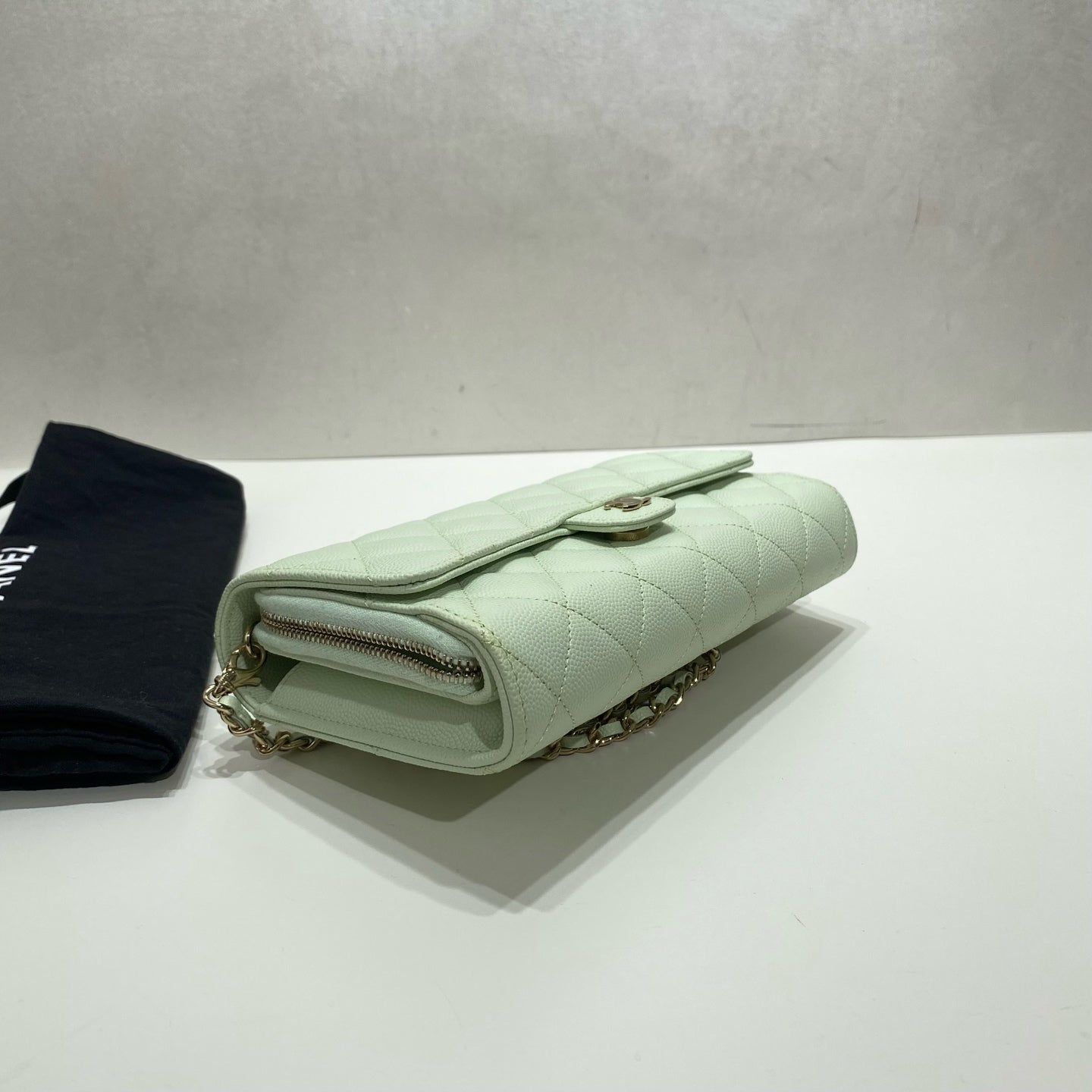 Chanel - Classic Flap Wallet on Chain (WOC) 2-in-1 - Caviar leather - Mint Green - (Small)