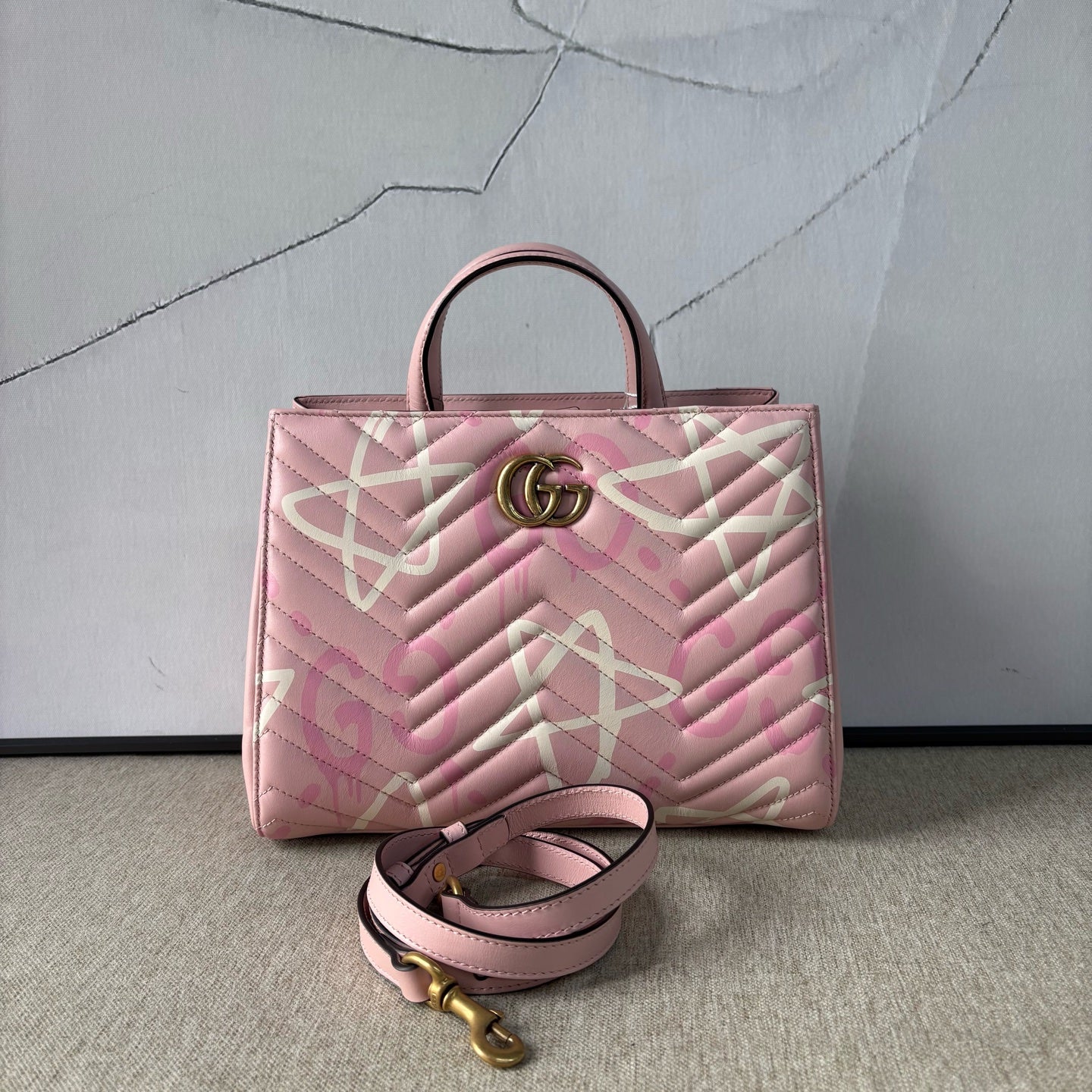 Gucci - GG Marmont Graffiti Top Handle Bag - Leather - Pink - (medium)