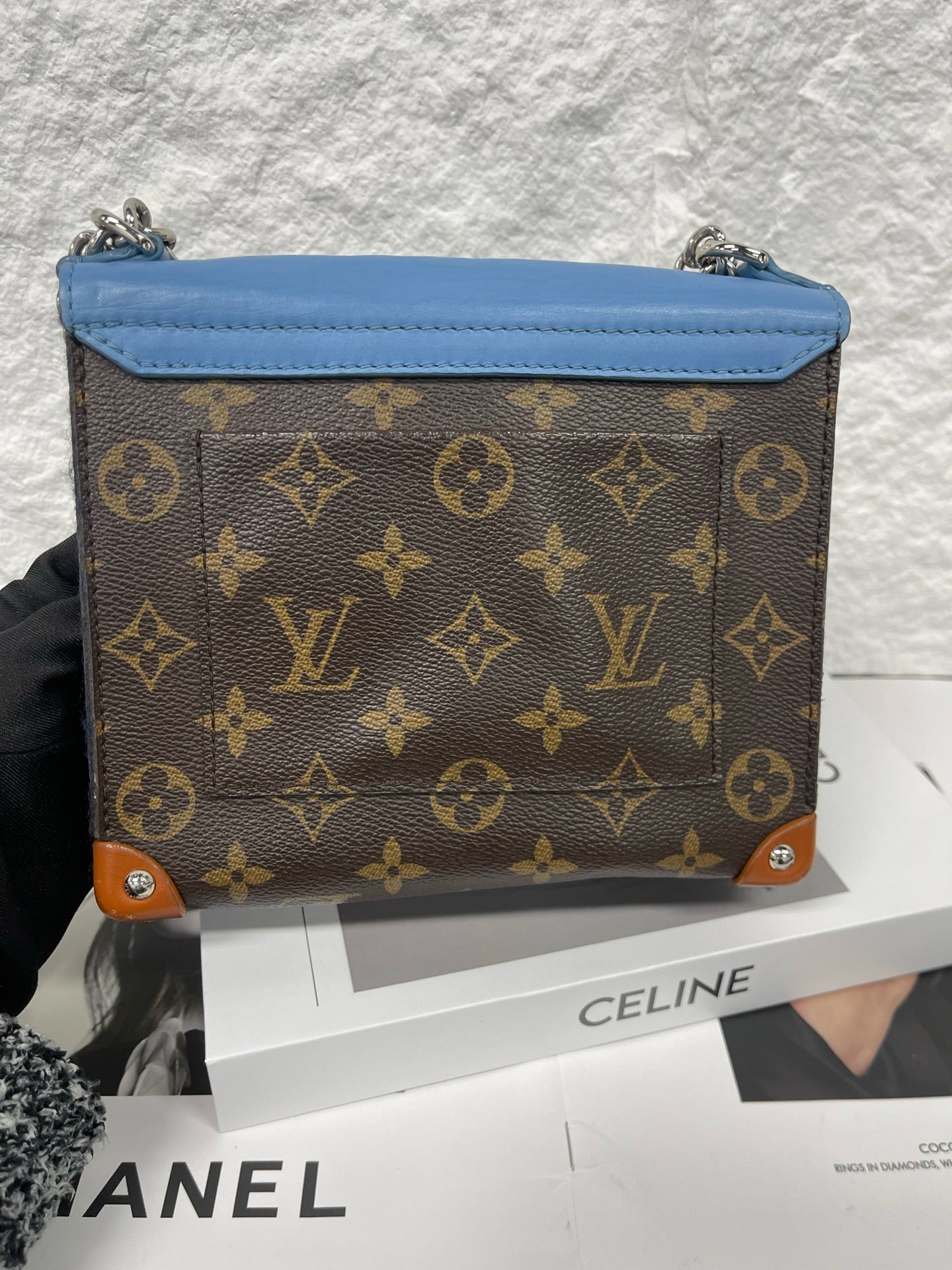 Louis Vuitton - Mask Crossbody Bag - Monogram coated canvas and leather - Multicolour - (mini)