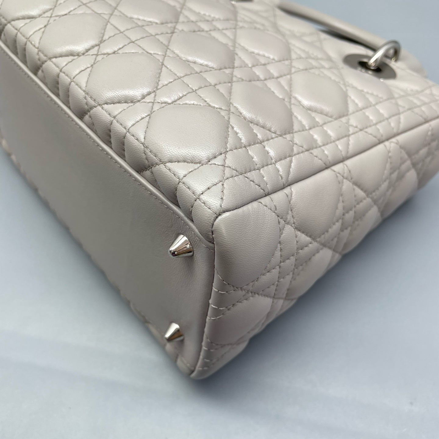 Dior - Lady Dior - Cannage quilted lambskin leather - Grey with Silver-Tone Hardware - (Medium)