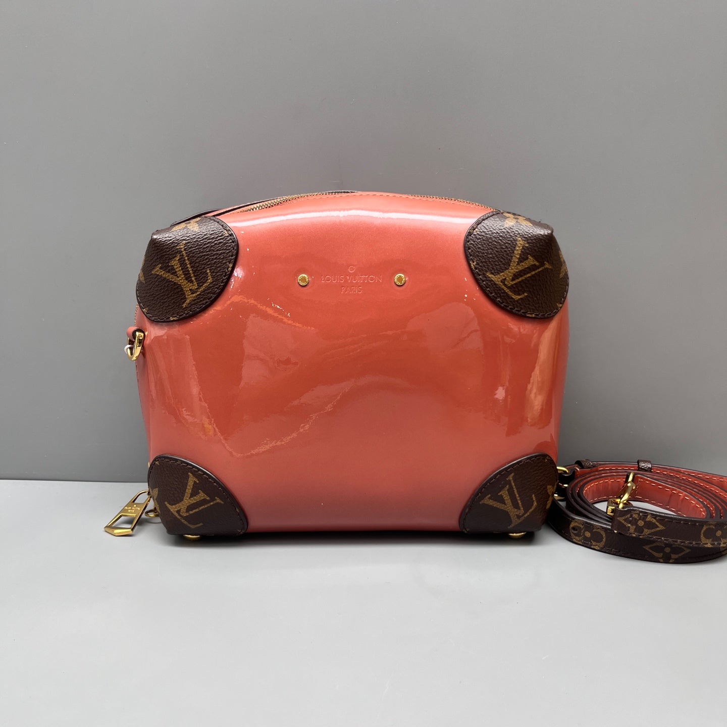 Louis Vuitton - Venice Box Bag - Patent leather and Monogram coated canvas - Pink and Brown with Gold-Tone Hardware - (mini)