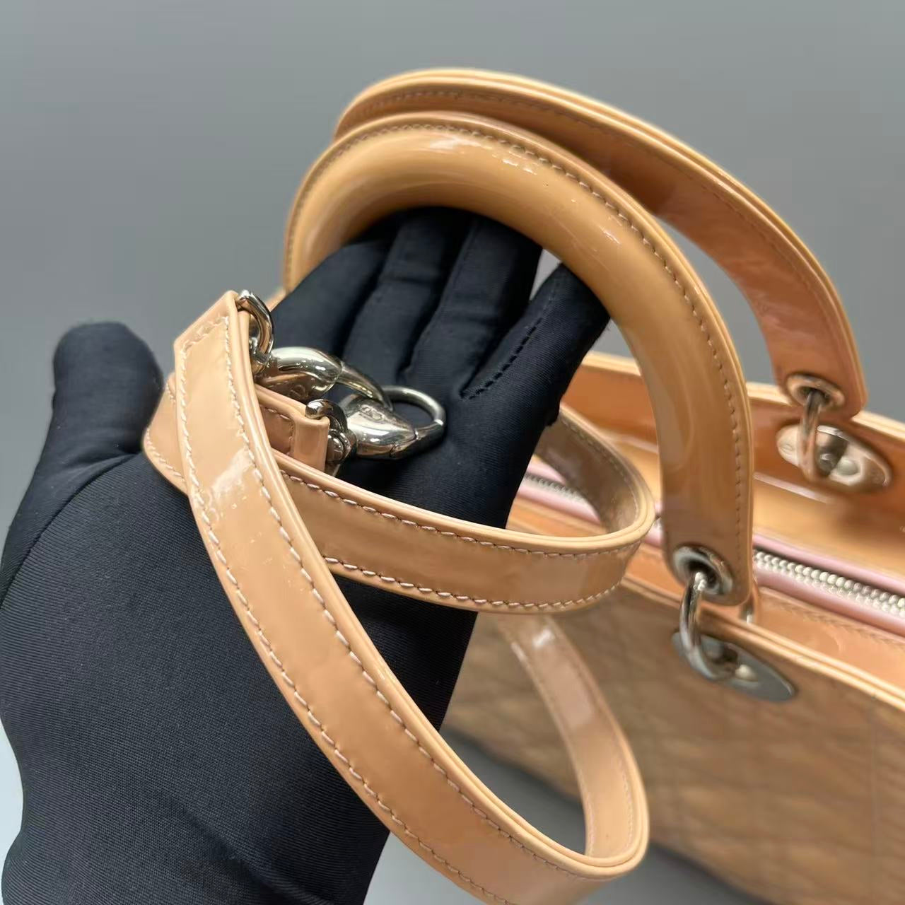 Dior - Lady Dior Bag - Patent leather - Beige - (large)