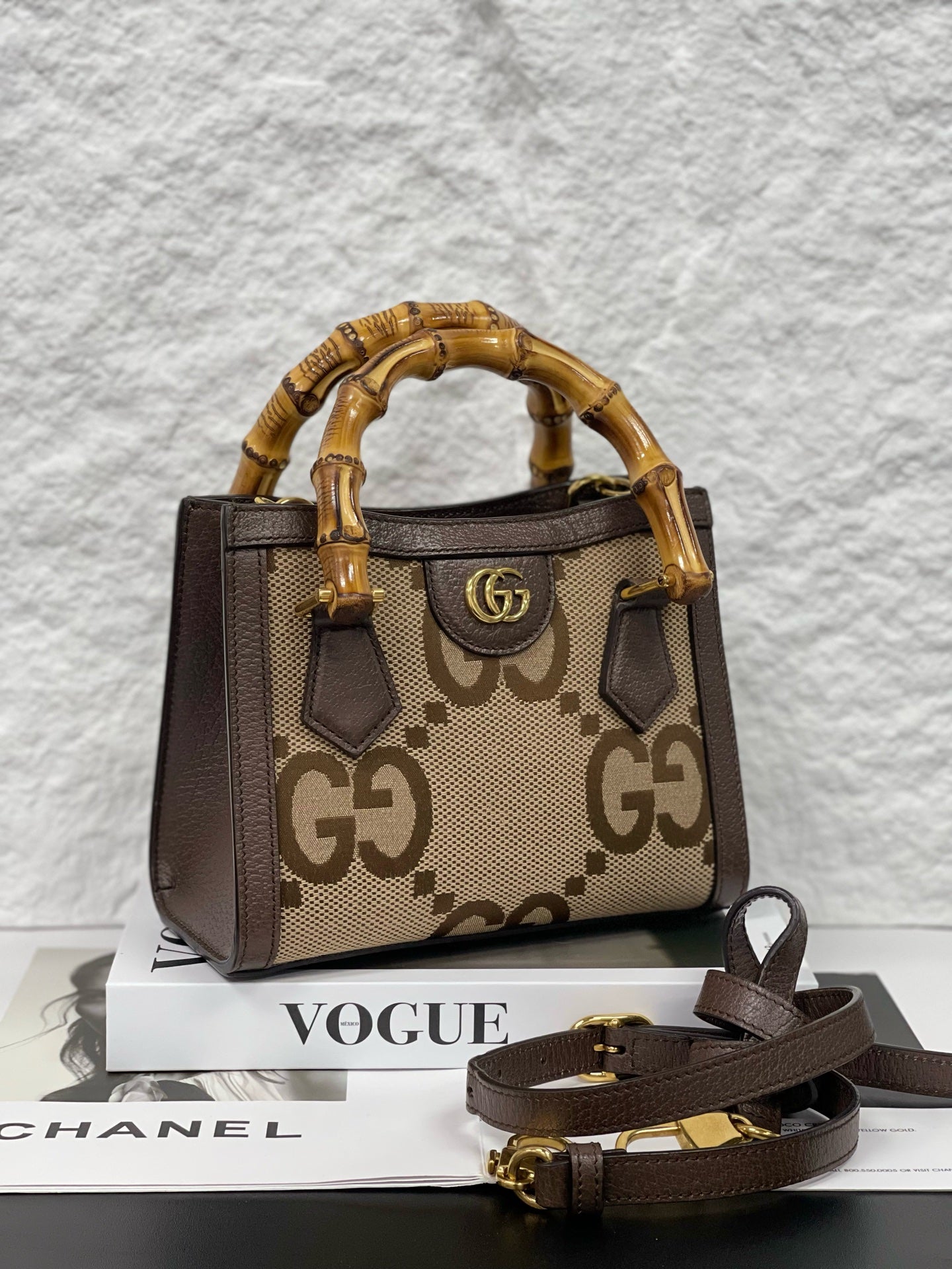 Gucci - Diana Mini Tote - GG Supreme canvas and leather with bamboo handles - Brown - (mini)