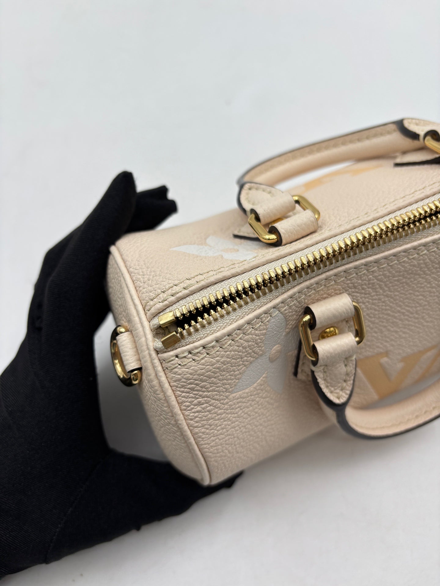 Louis Vuitton - Papillon Mini - Leather - Beige - (mini)