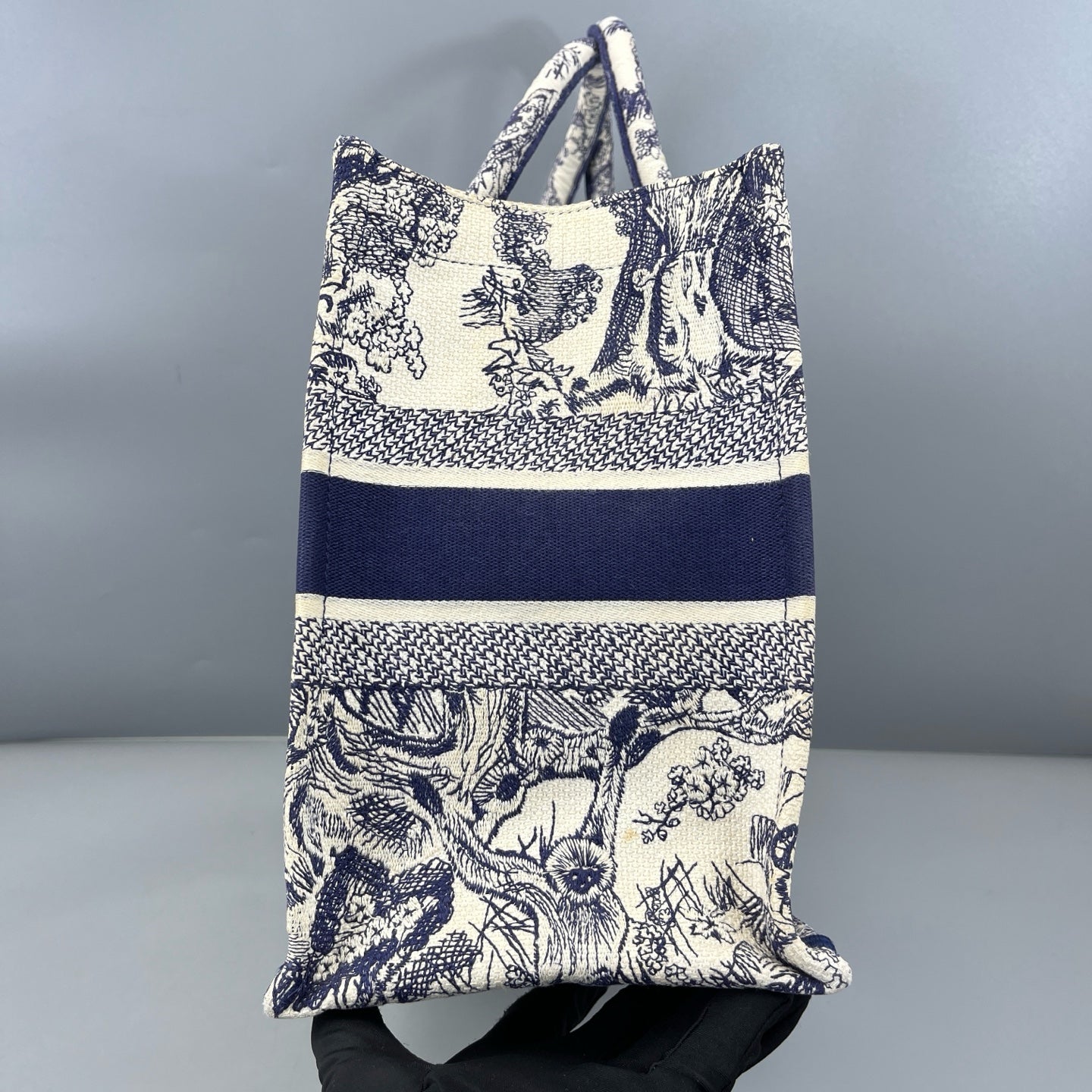 Dior - Book Tote - Embroidered canvas - Navy Blue and Off-White - (Medium)