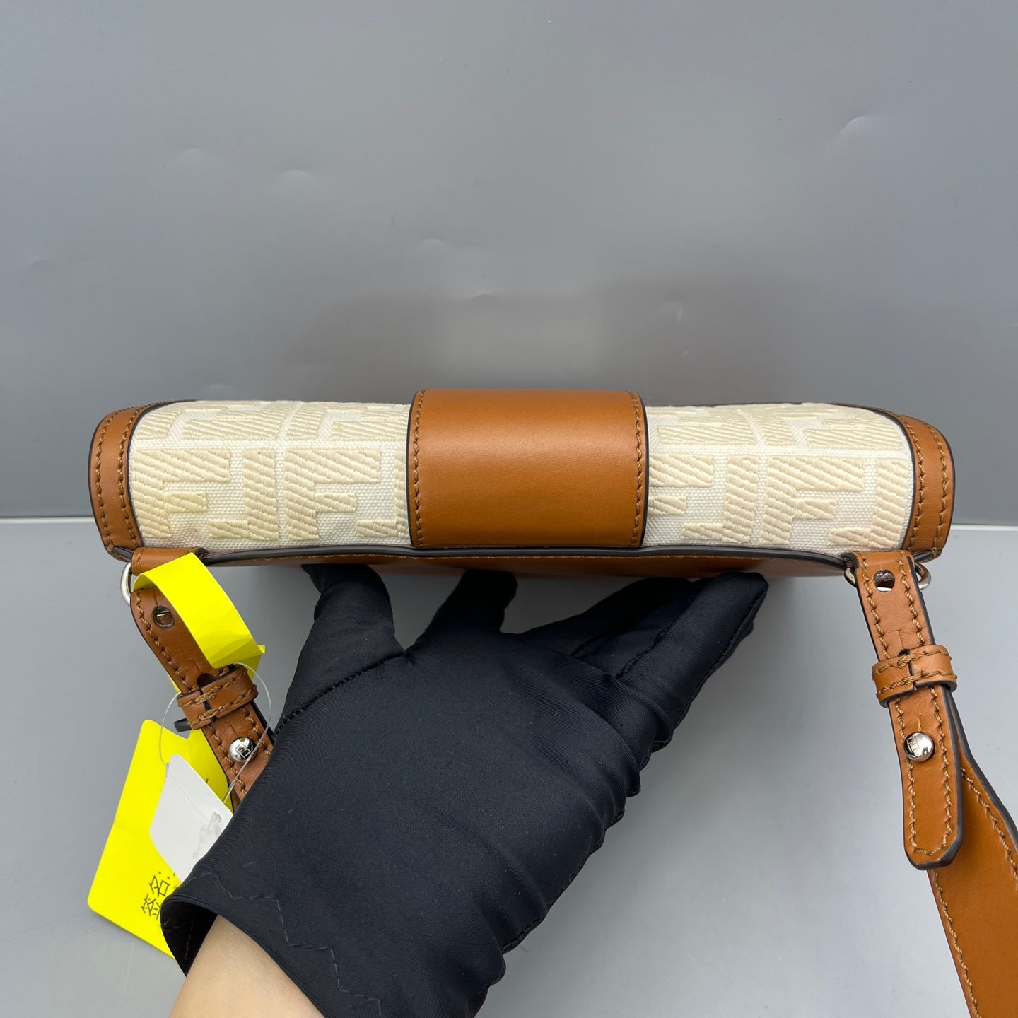 Fendi - A7637e - Leather and Canvas - Brown - (small)