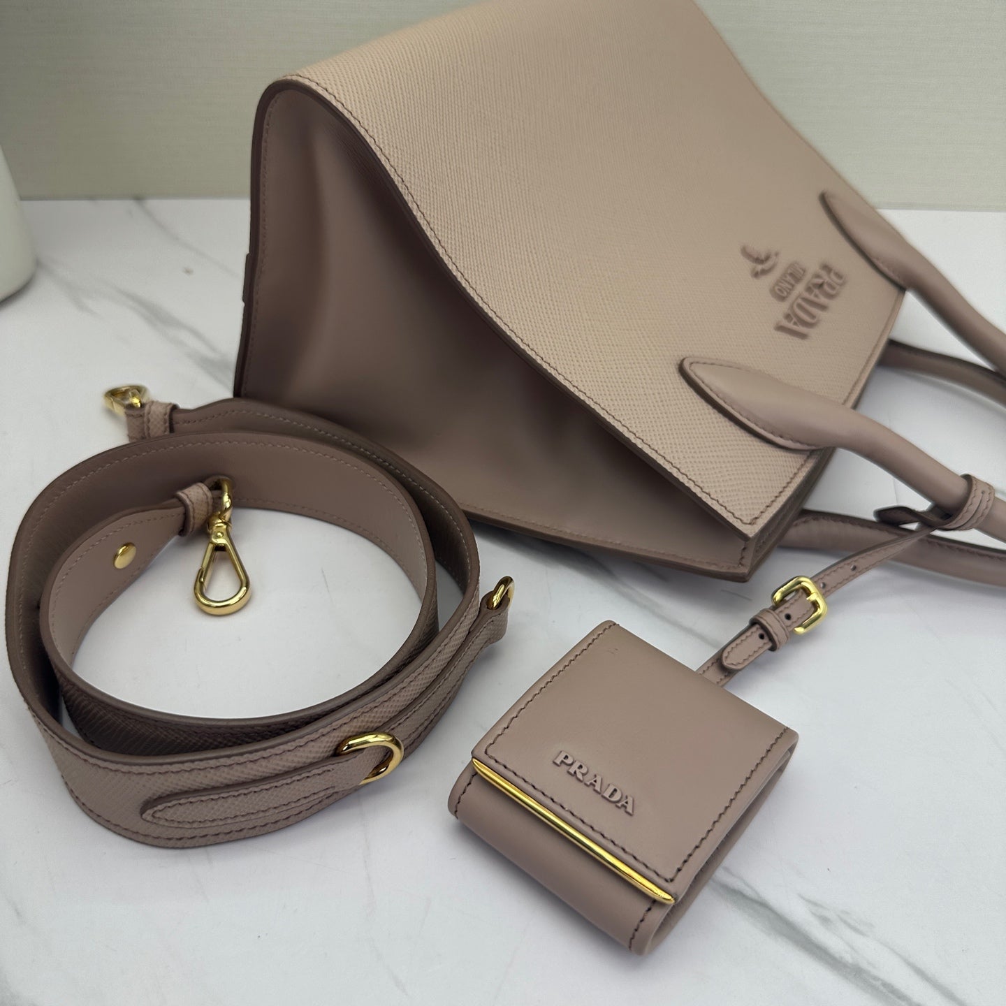 Prada - Monochrome - Saffiano leather - Beige - (Medium)