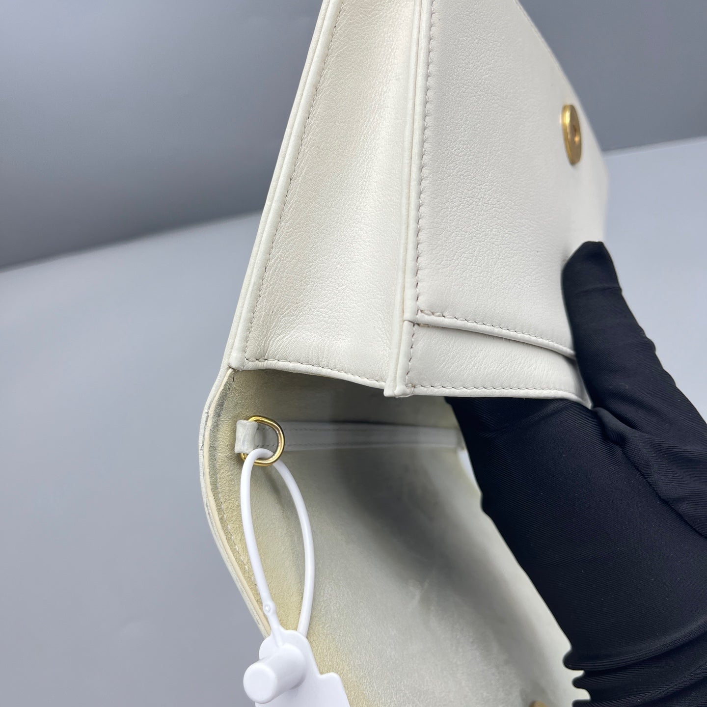Dior - Diorama Shield Studded Flap Bag - Leather - White - (small)