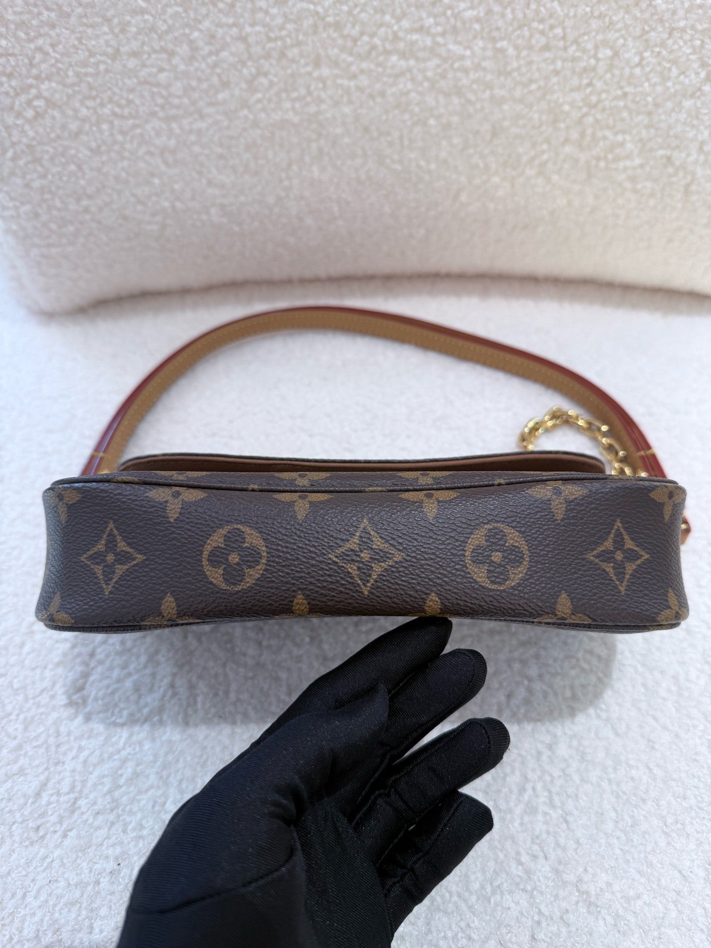 Louis Vuitton - Ivy - Monogram coated canvas with Vachetta leather trim - Brown - (Mini)