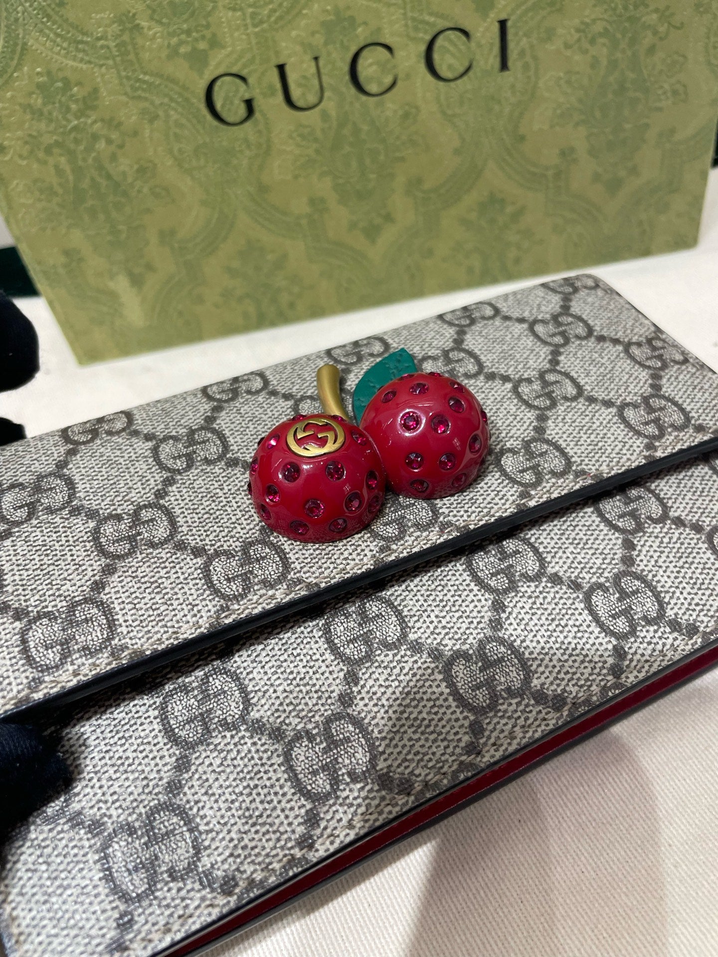 Gucci - GG Supreme Cherry Mini Bag - Coated canvas and leather - Beige with Red accents - (mini)