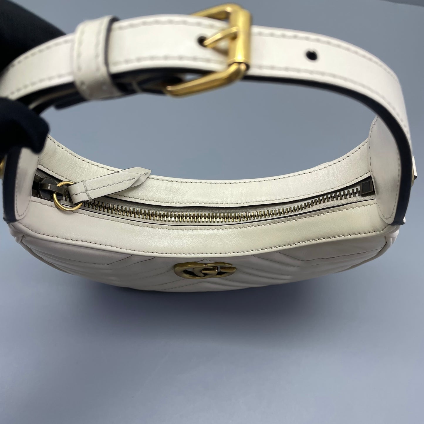 Gucci - GG Marmont Crescent Shoulder Bag - Leather - White - (Small)