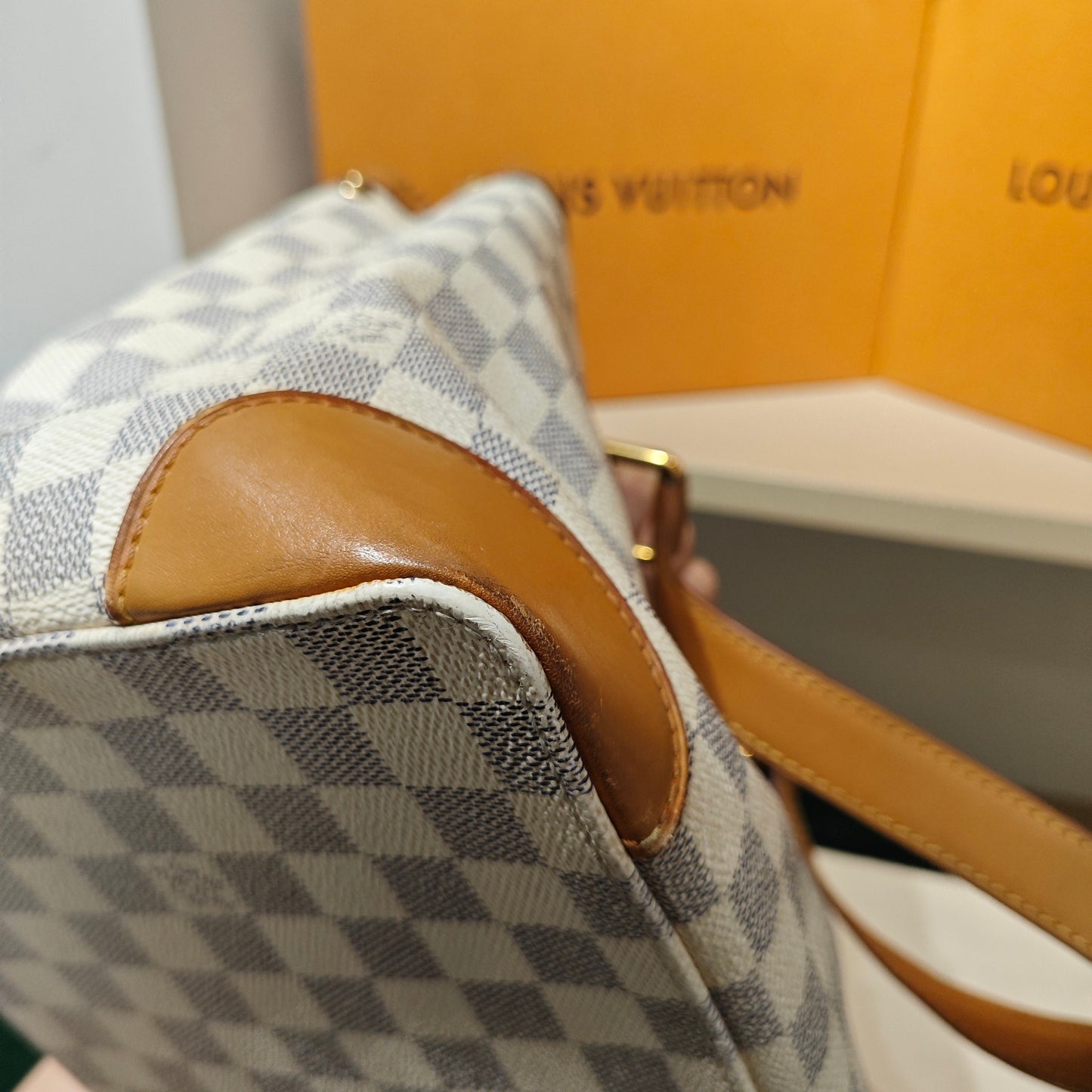 Louis Vuitton - Saleya MM (estimated) - Damier Azur coated canvas with Vachetta leather trim - White - (Medium)